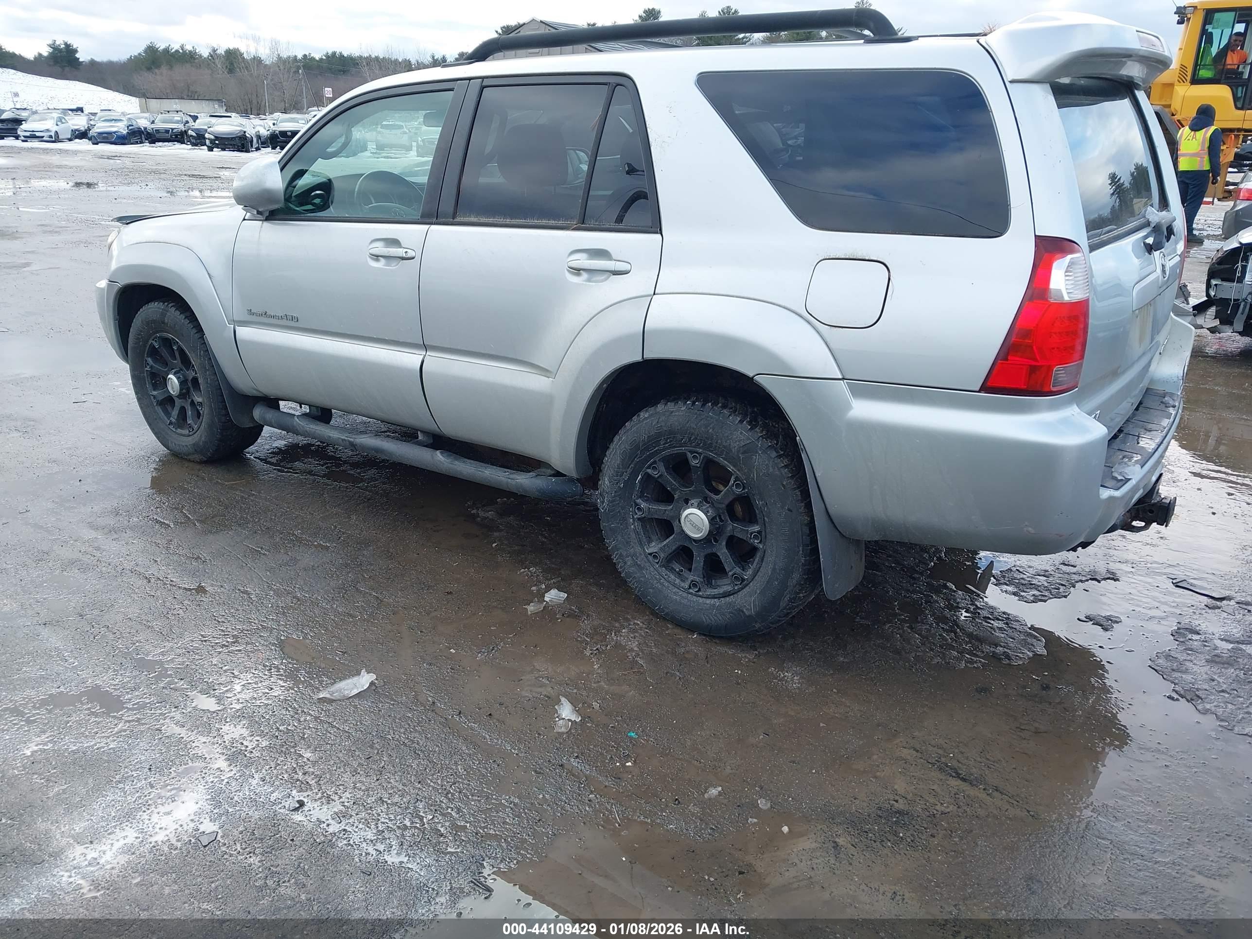 TOYOTA 4RUNNER image 3