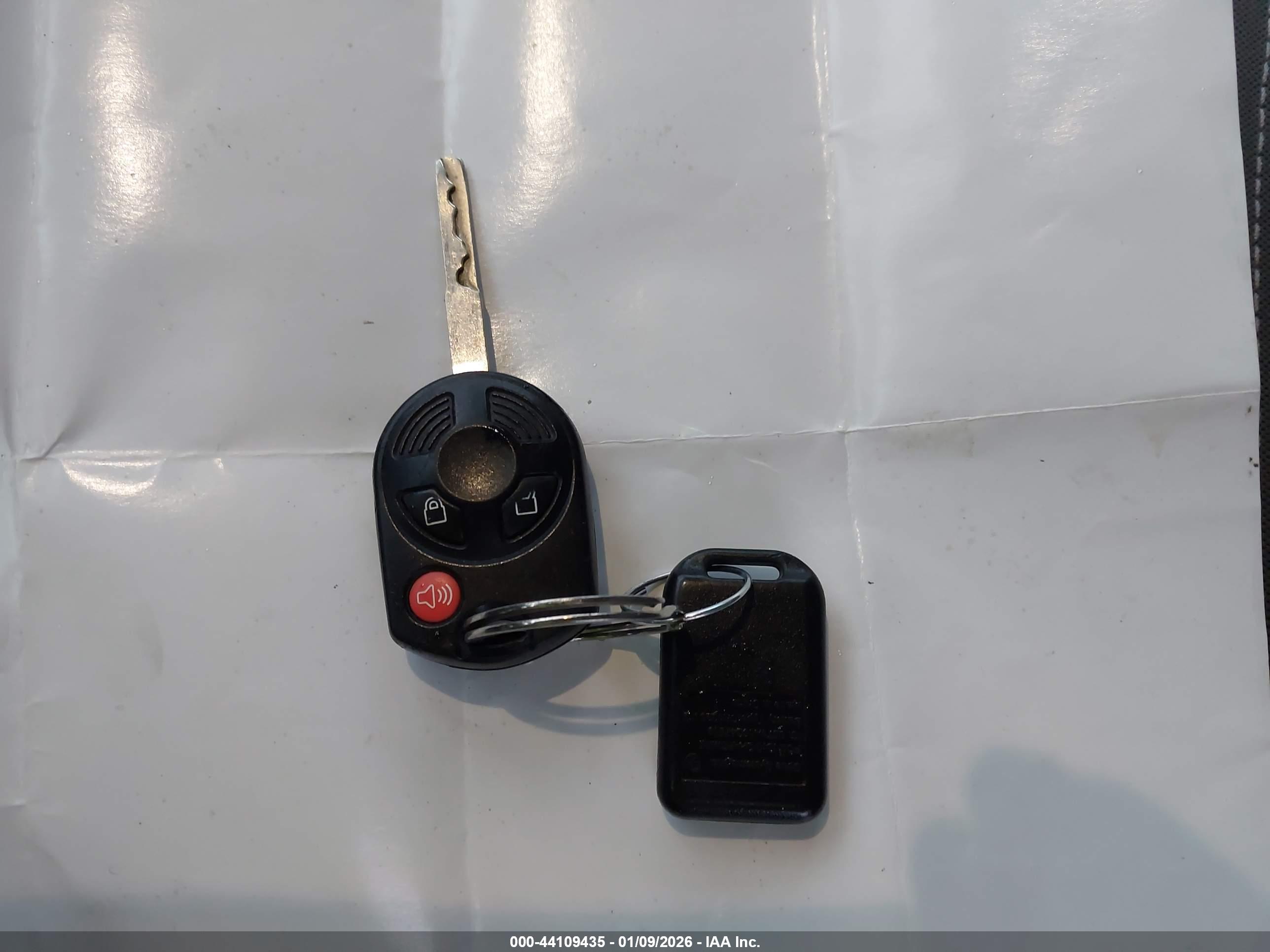 FORD ESCAPE image 11