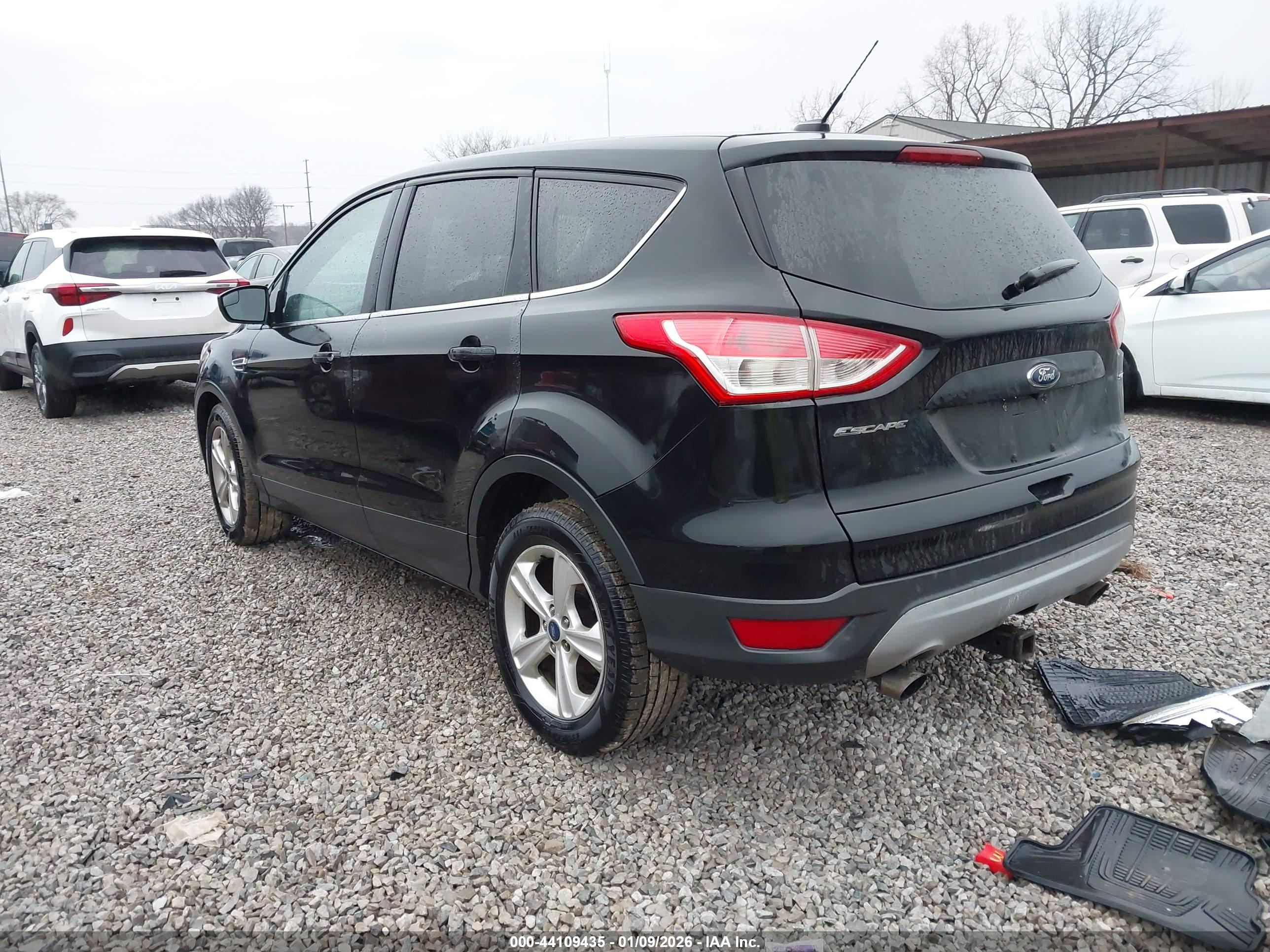 FORD ESCAPE image 3