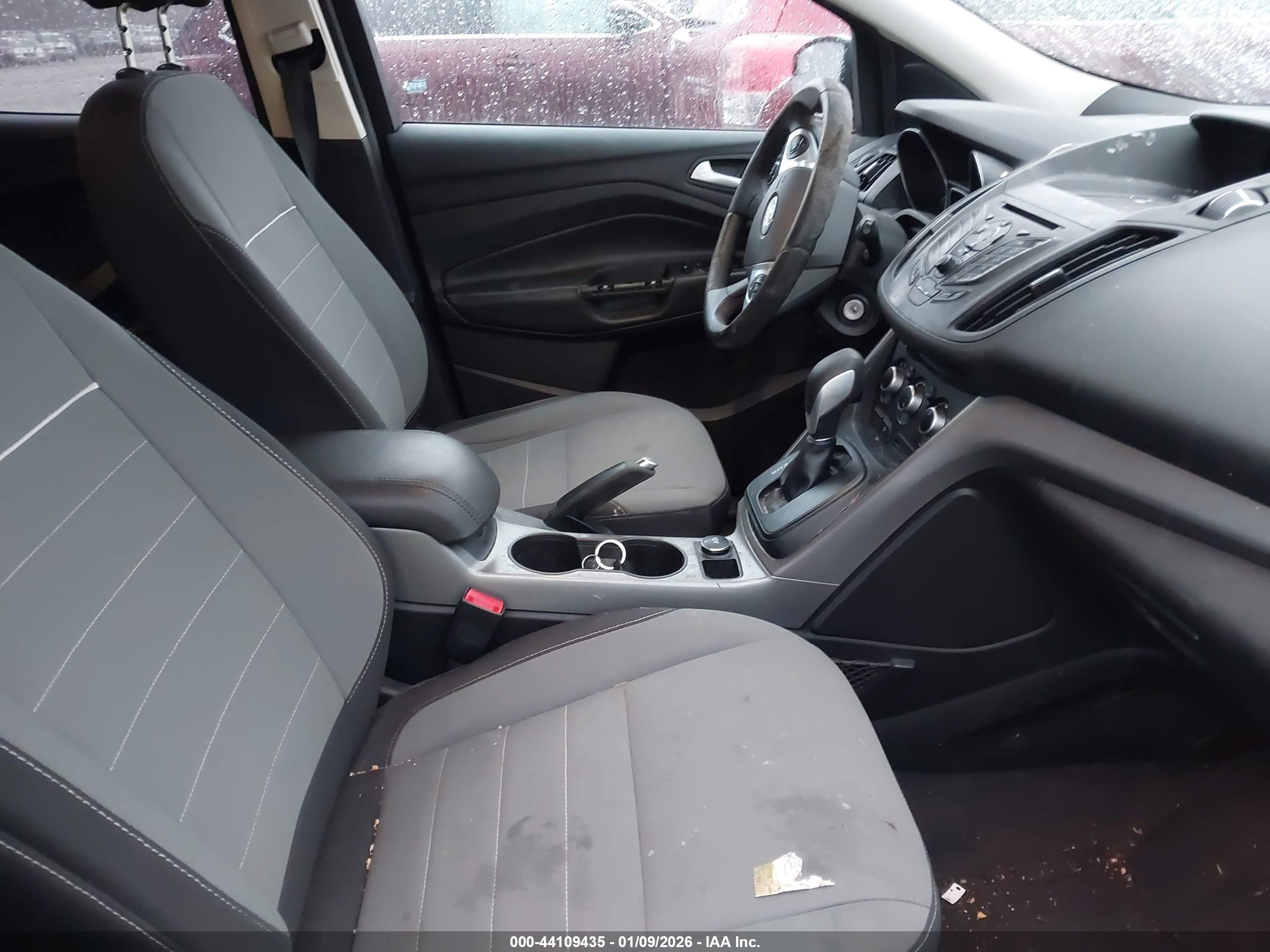 FORD ESCAPE image 5