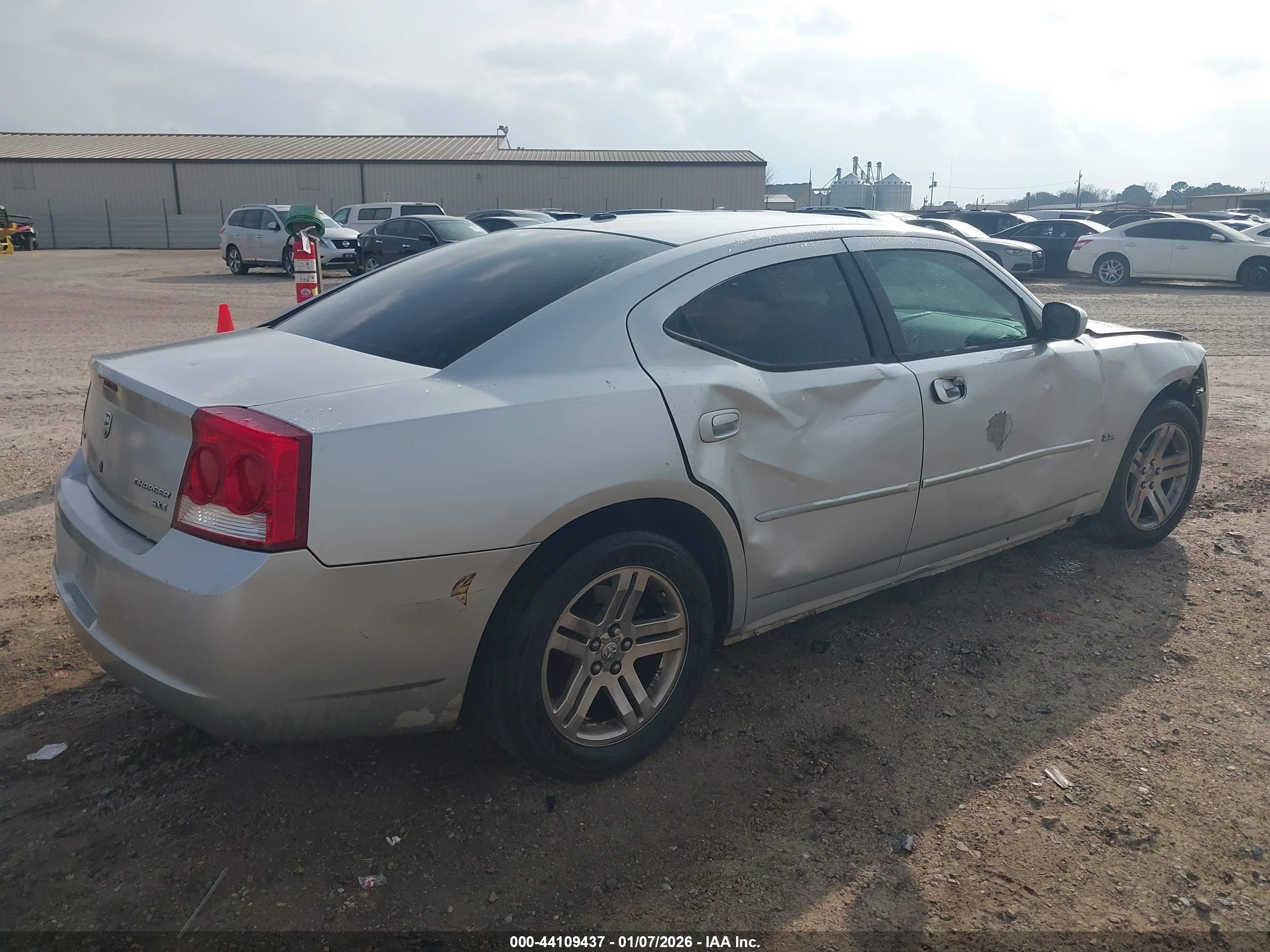 DODGE CHARGER image 4