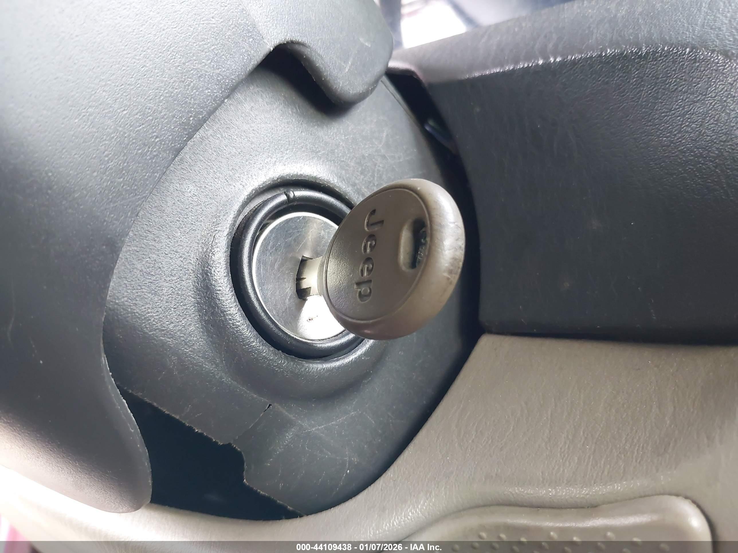 JEEP GRAND image 11