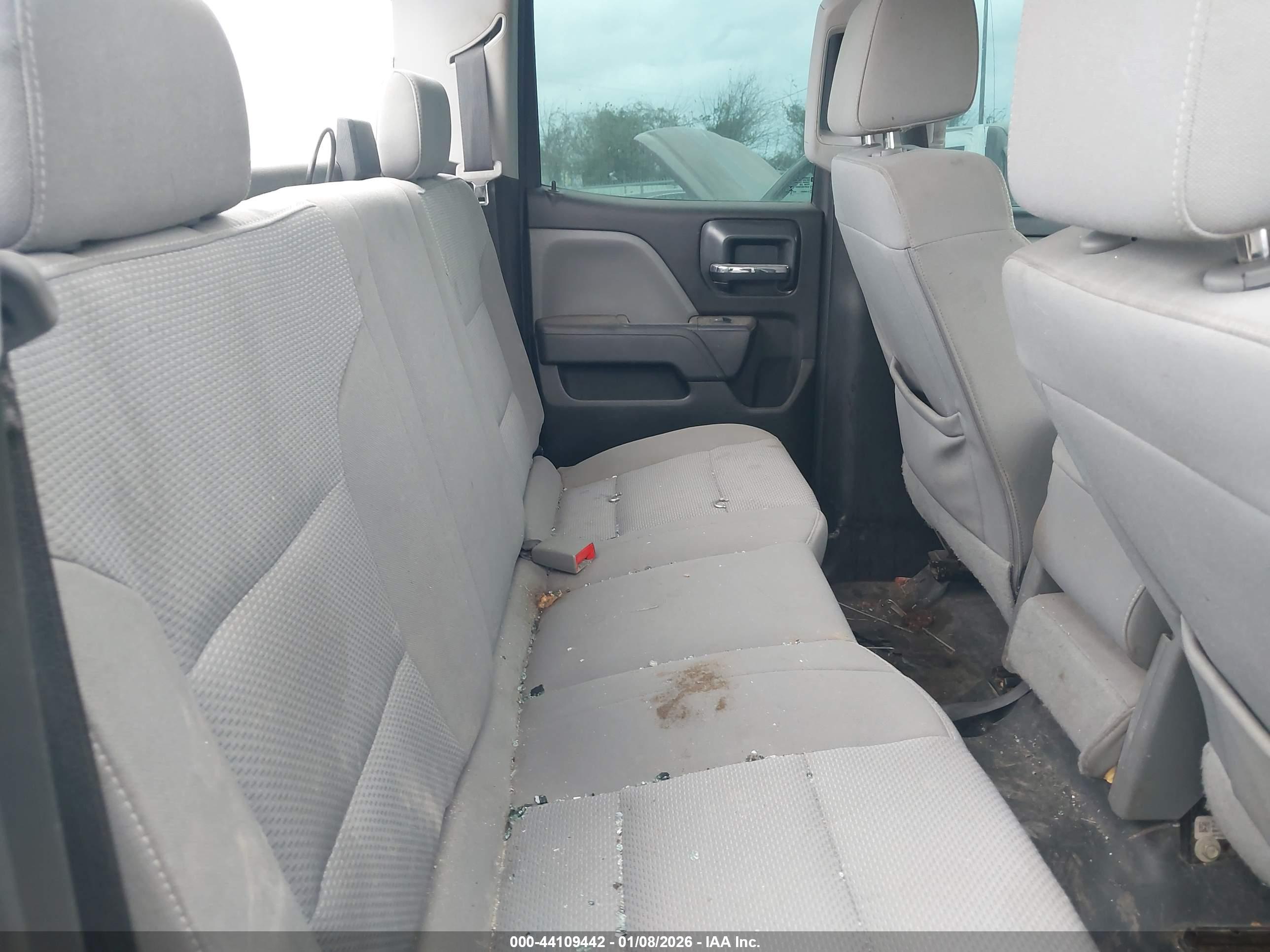 CHEVROLET SILVERADO image 8