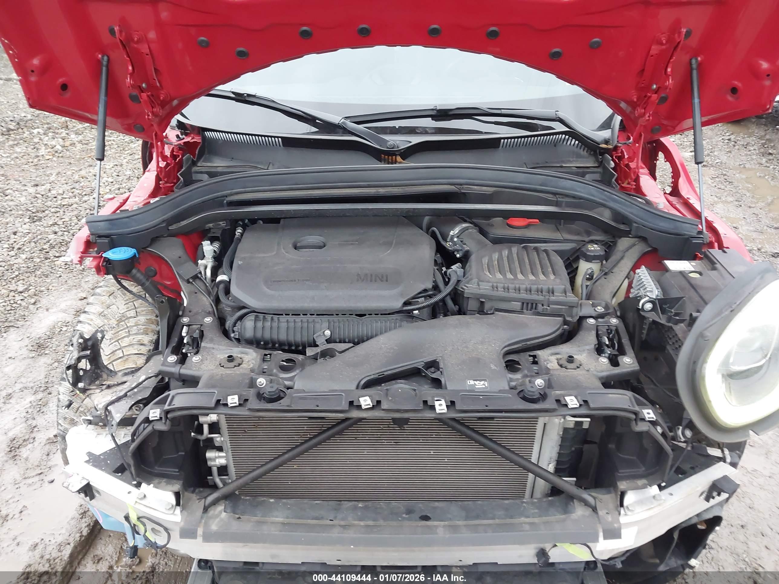 MINI COUNTRYMAN image 10