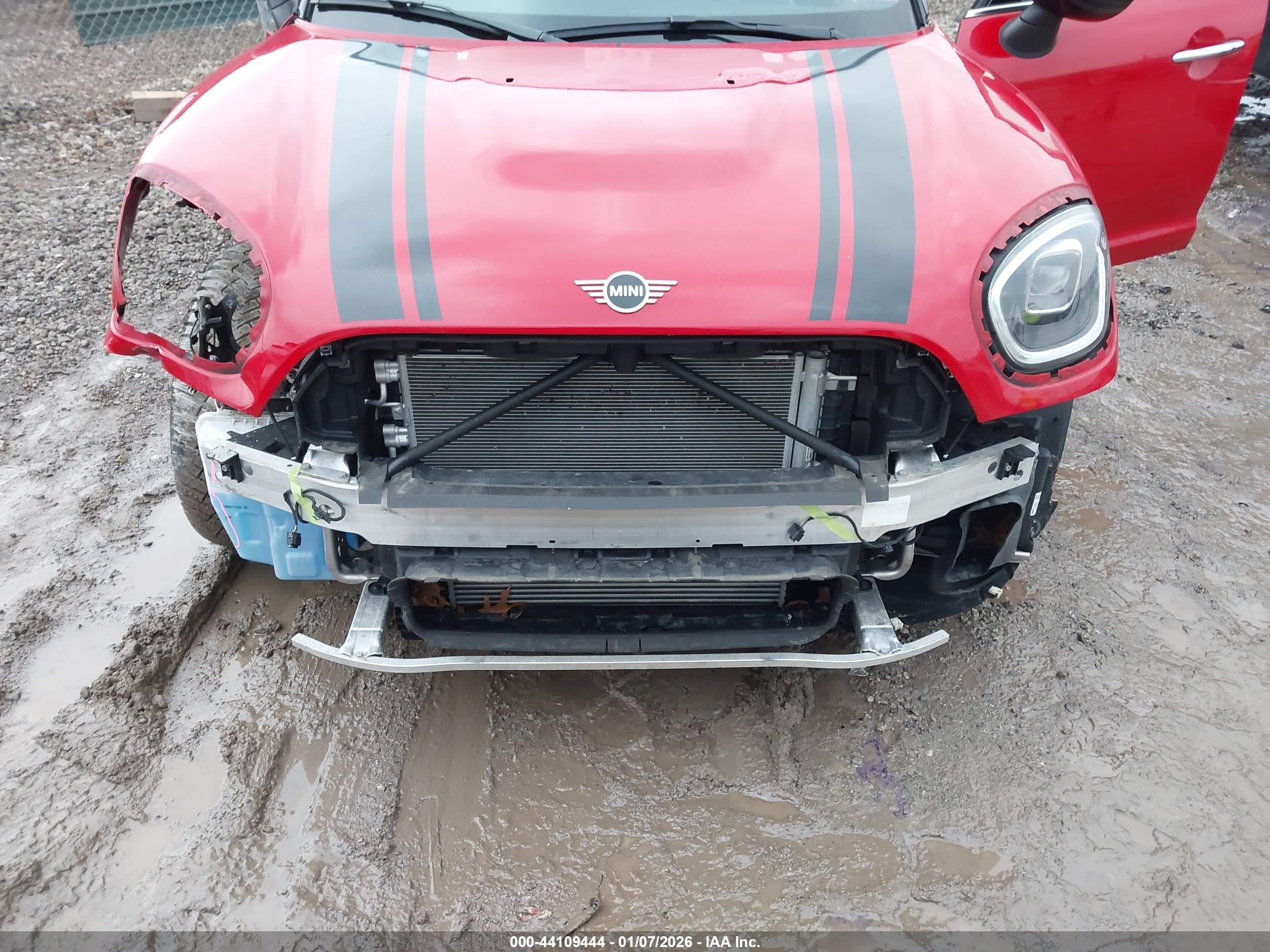 MINI COUNTRYMAN image 6