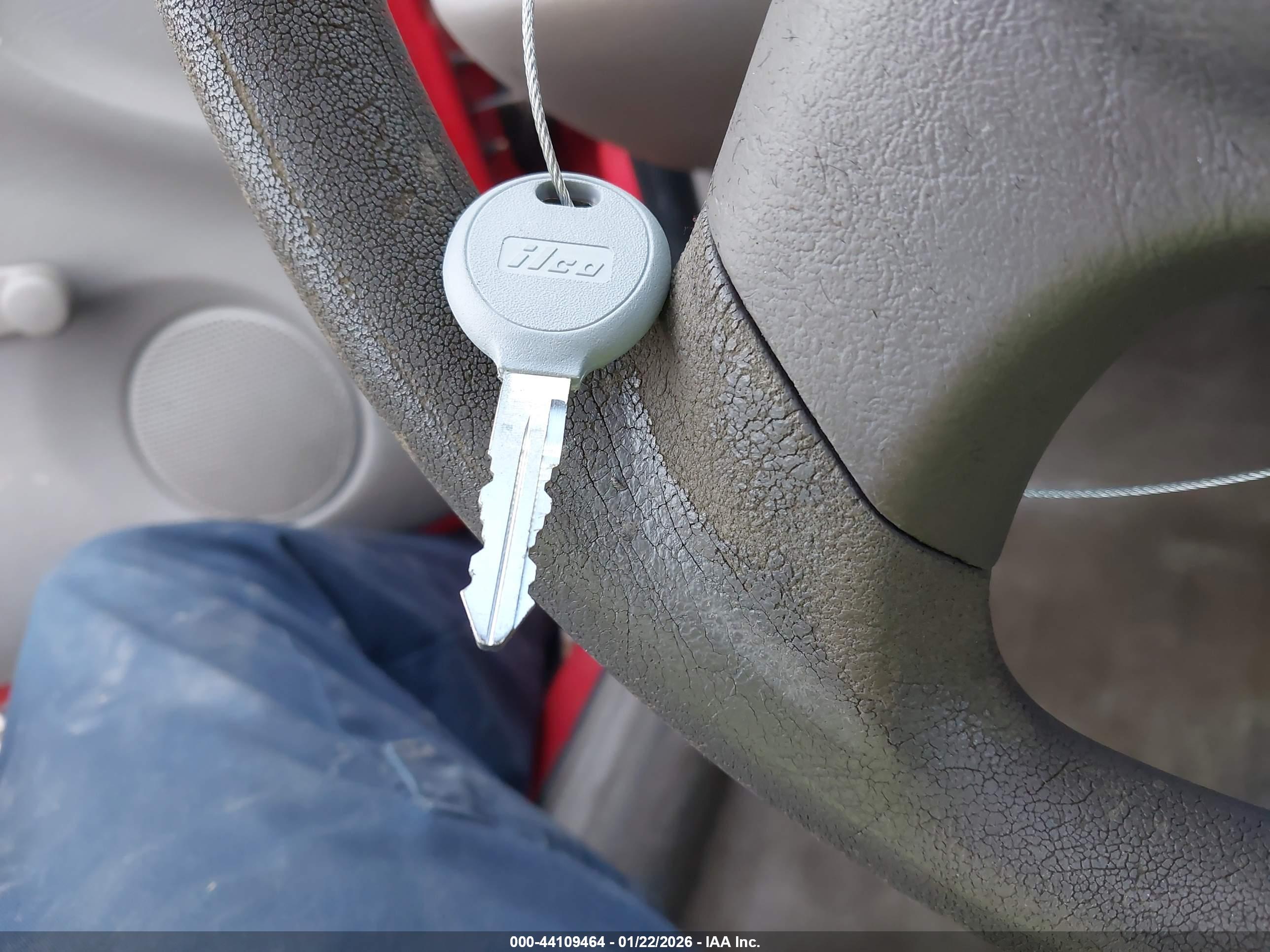 DODGE NEON image 11