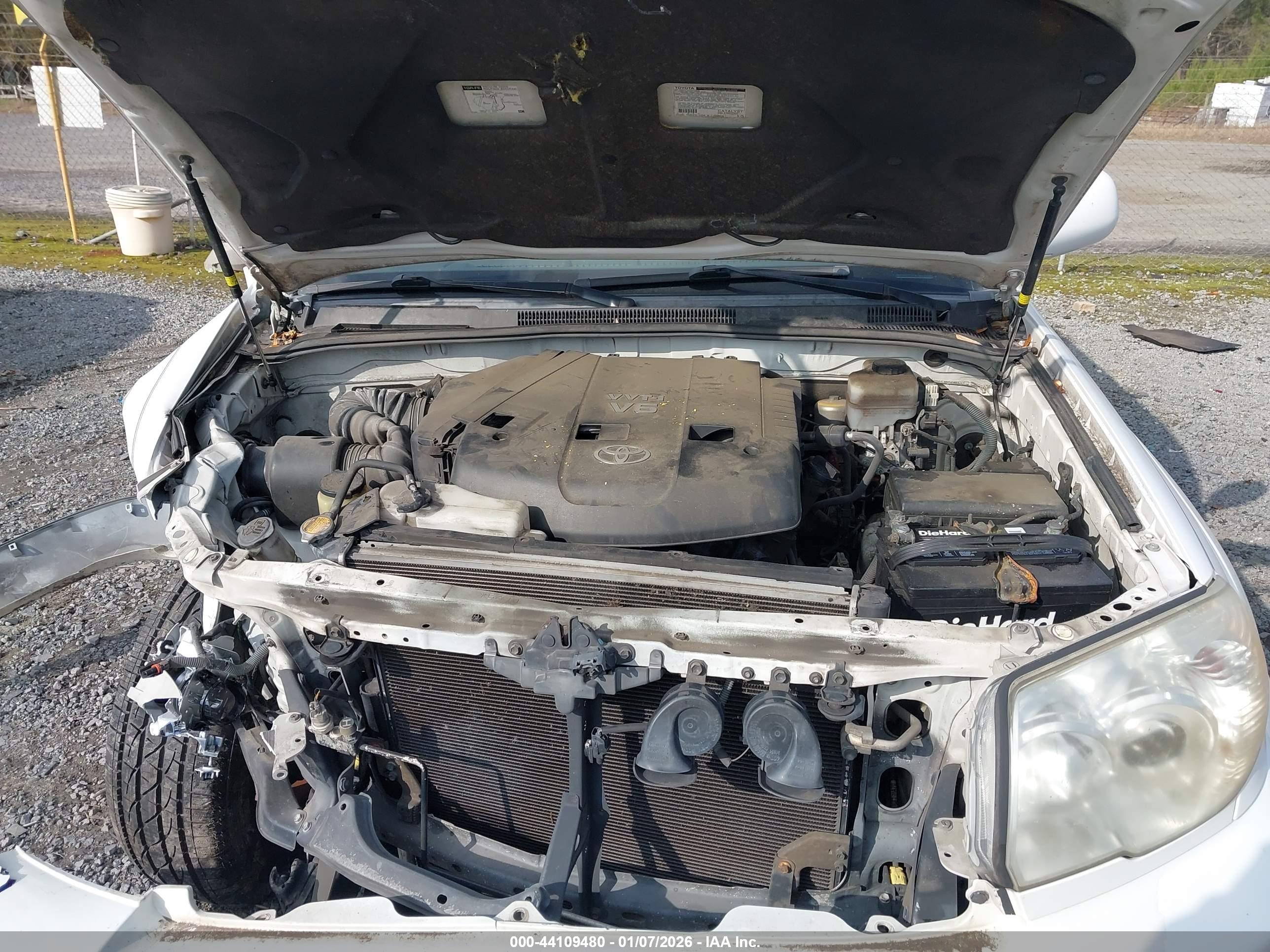 TOYOTA 4RUNNER image 10