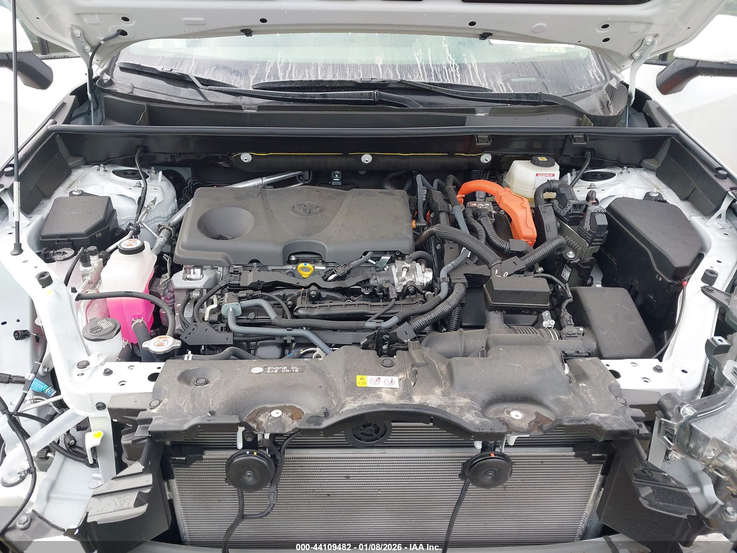 TOYOTA RAV4 image 10