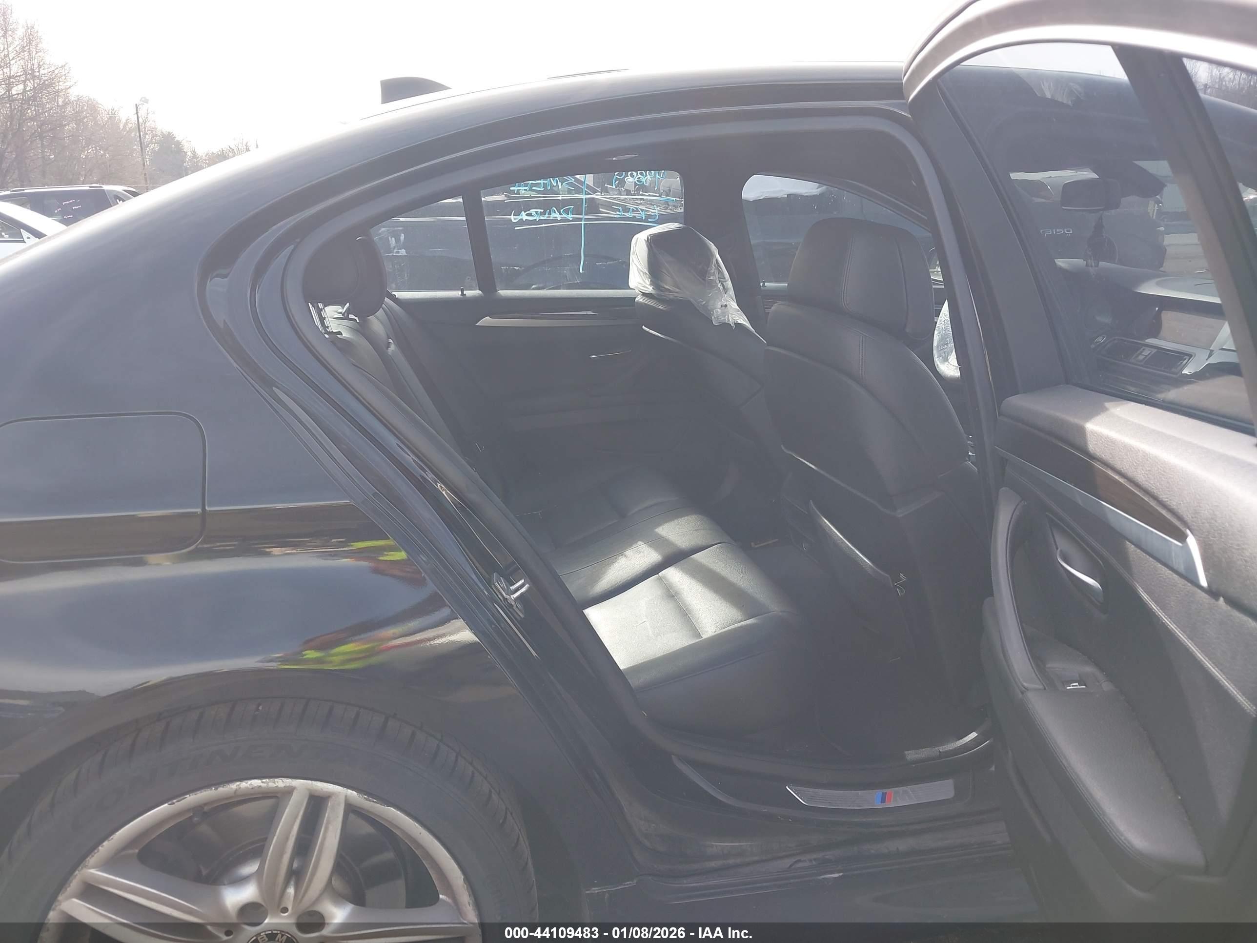 BMW 535I image 8