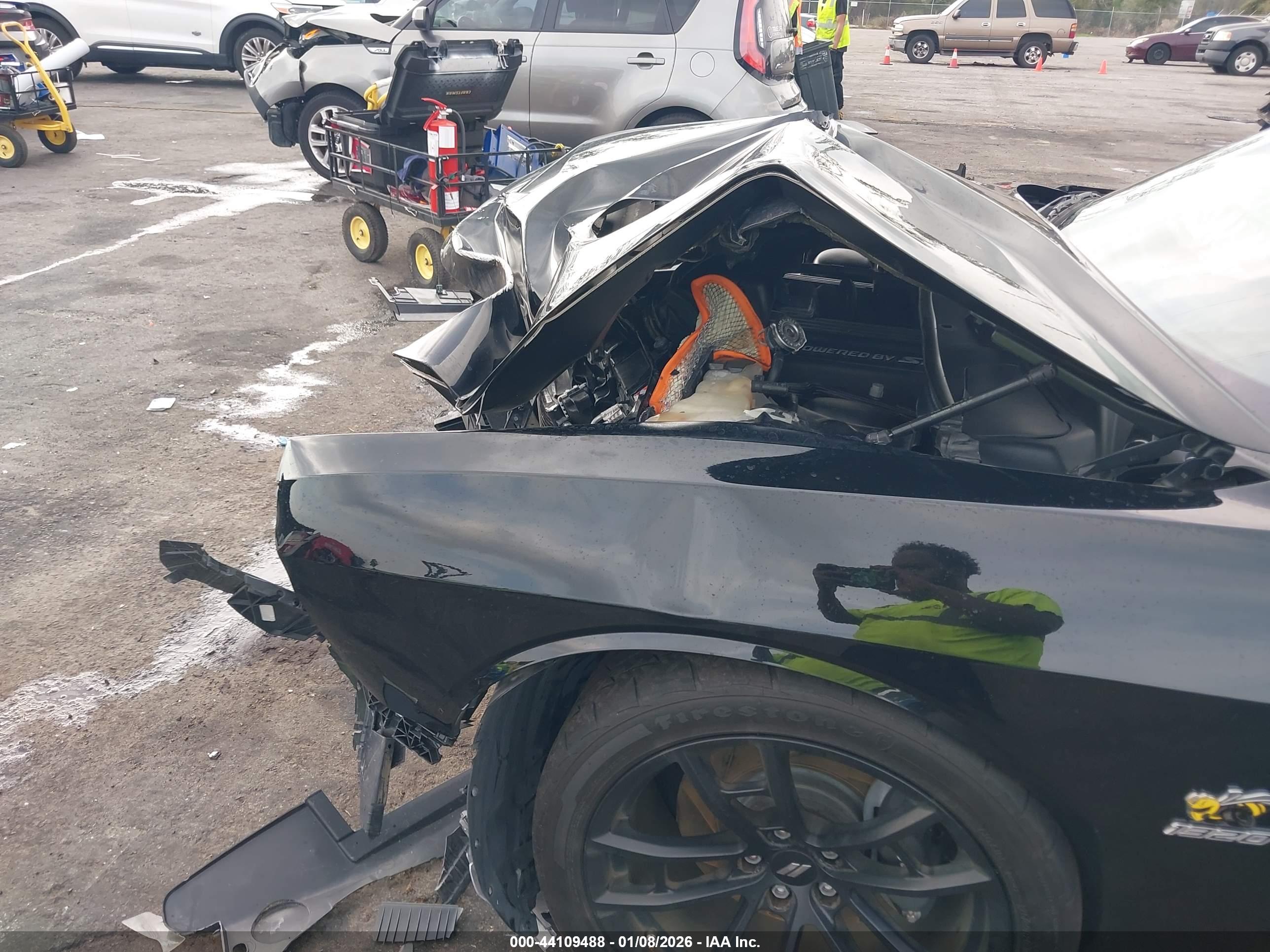 DODGE CHALLENGER image 6