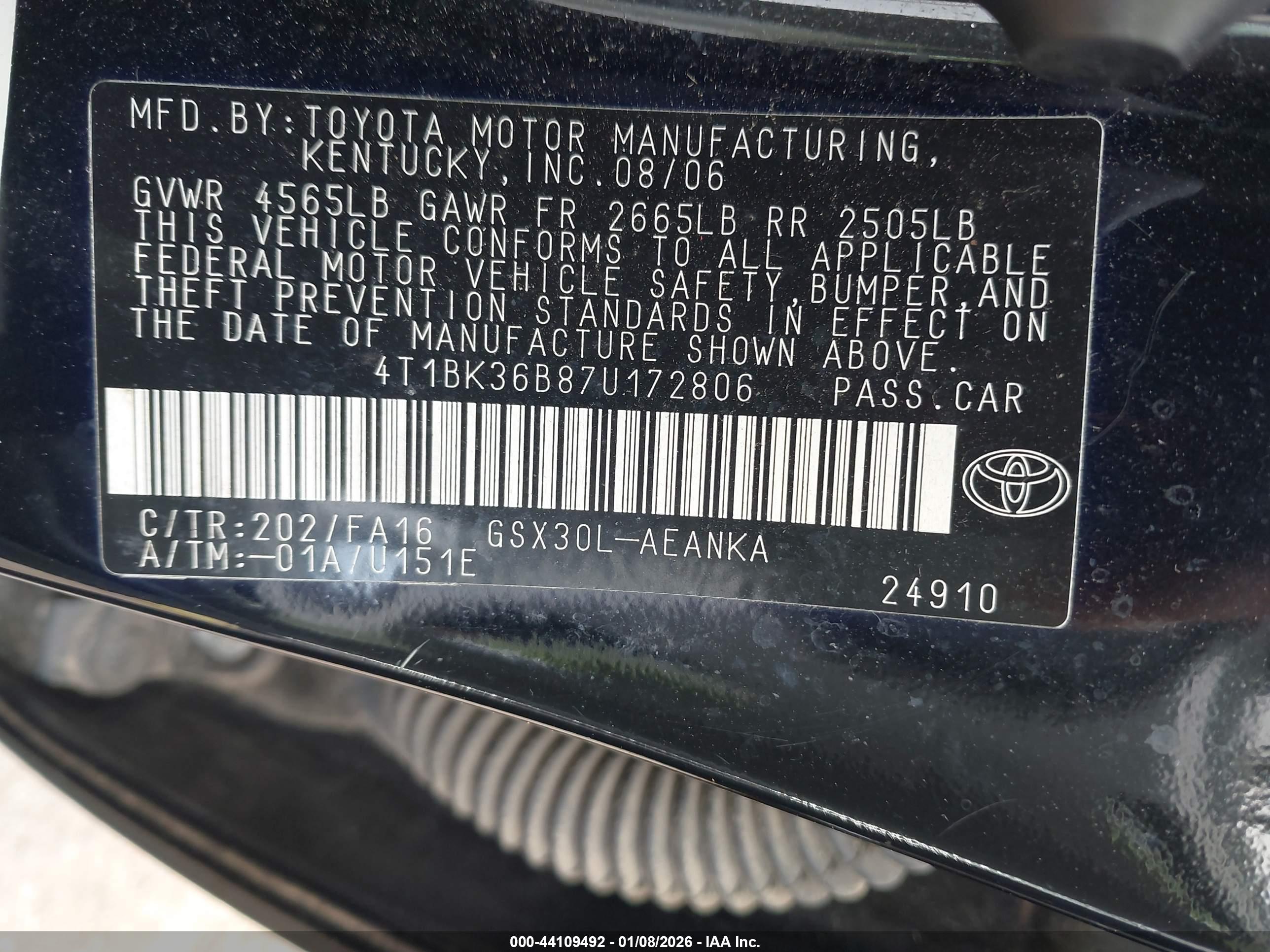 TOYOTA AVALON image 9