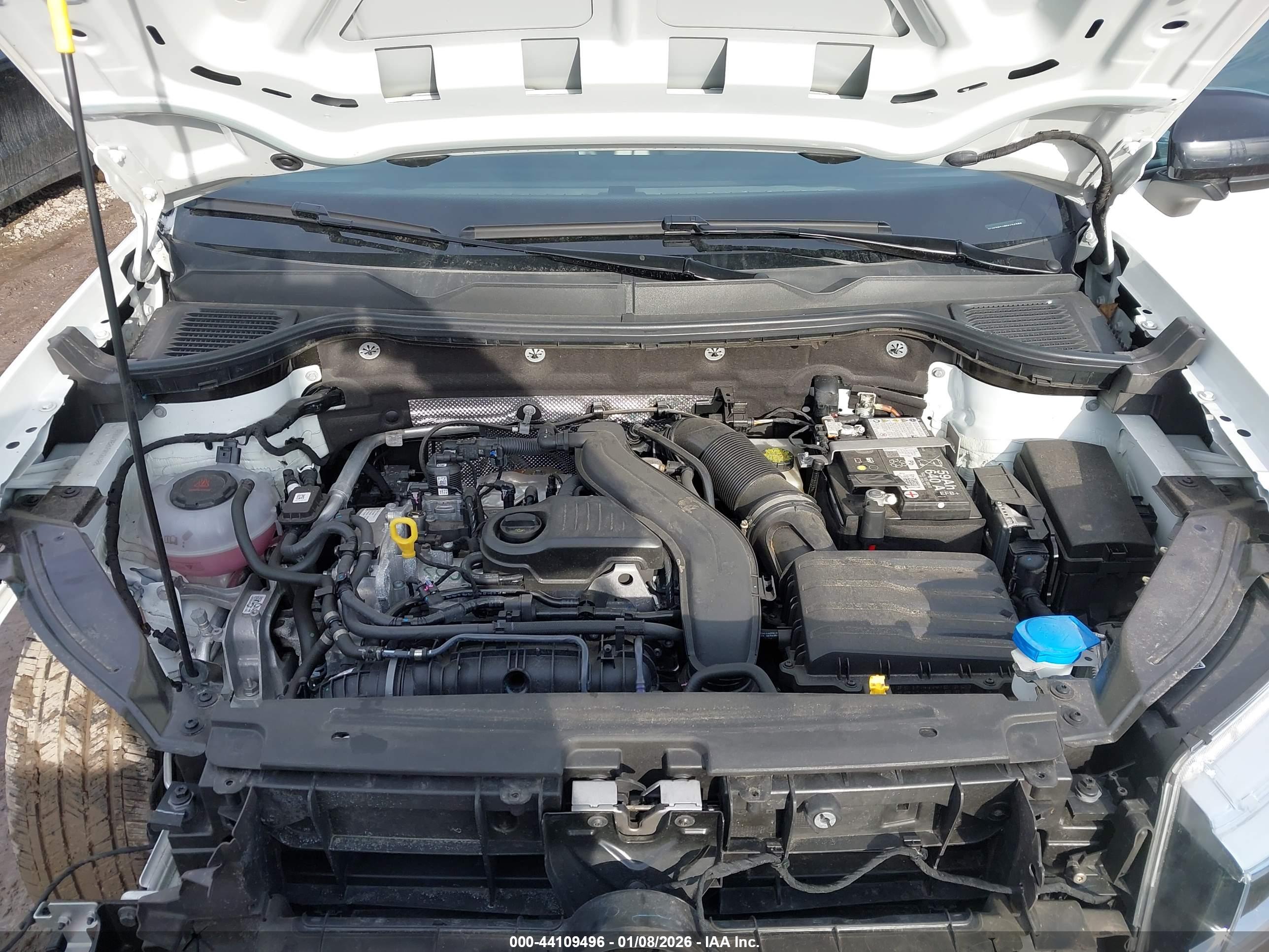 VOLKSWAGEN TAOS image 10