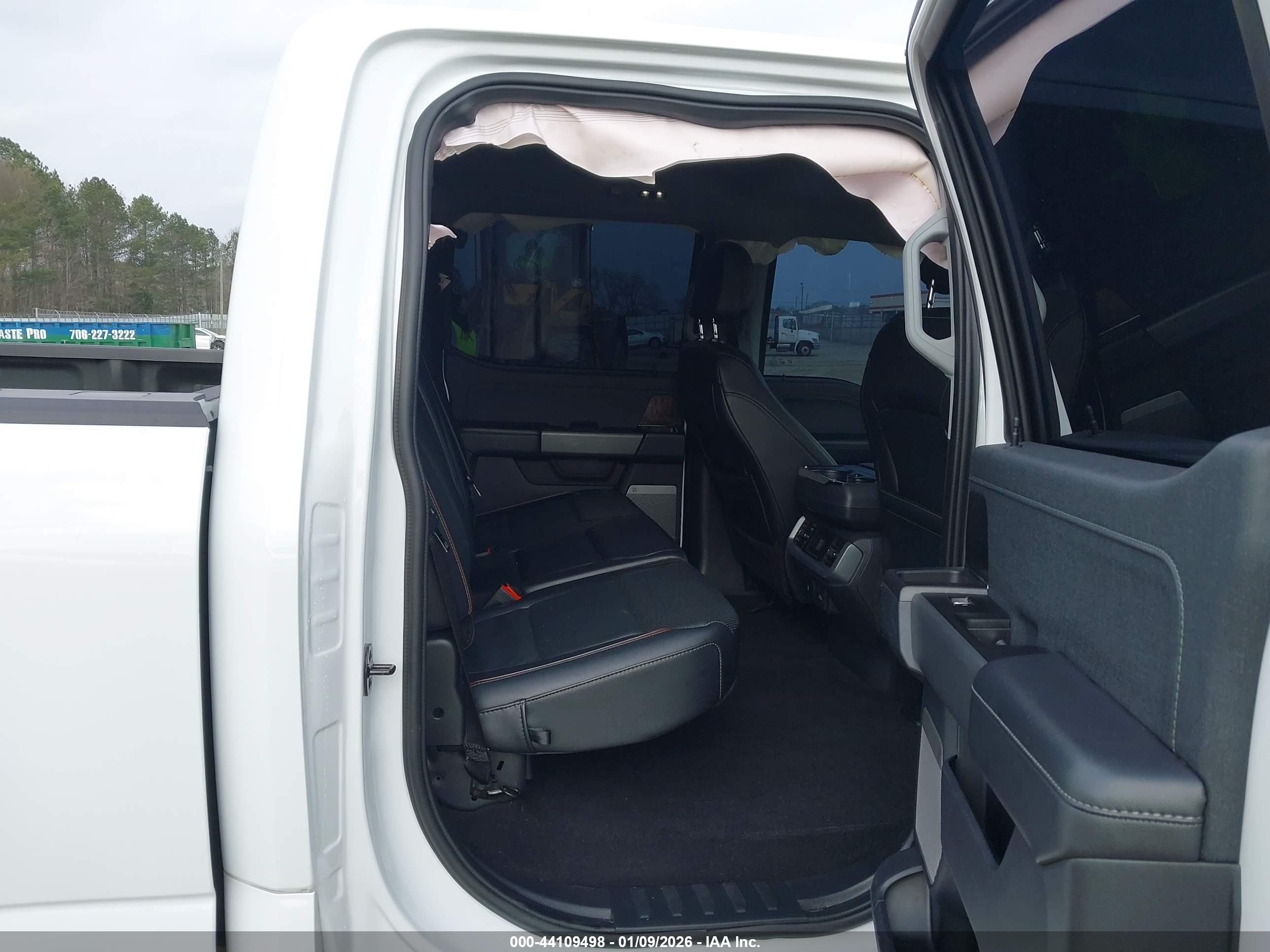 FORD F-150 image 8