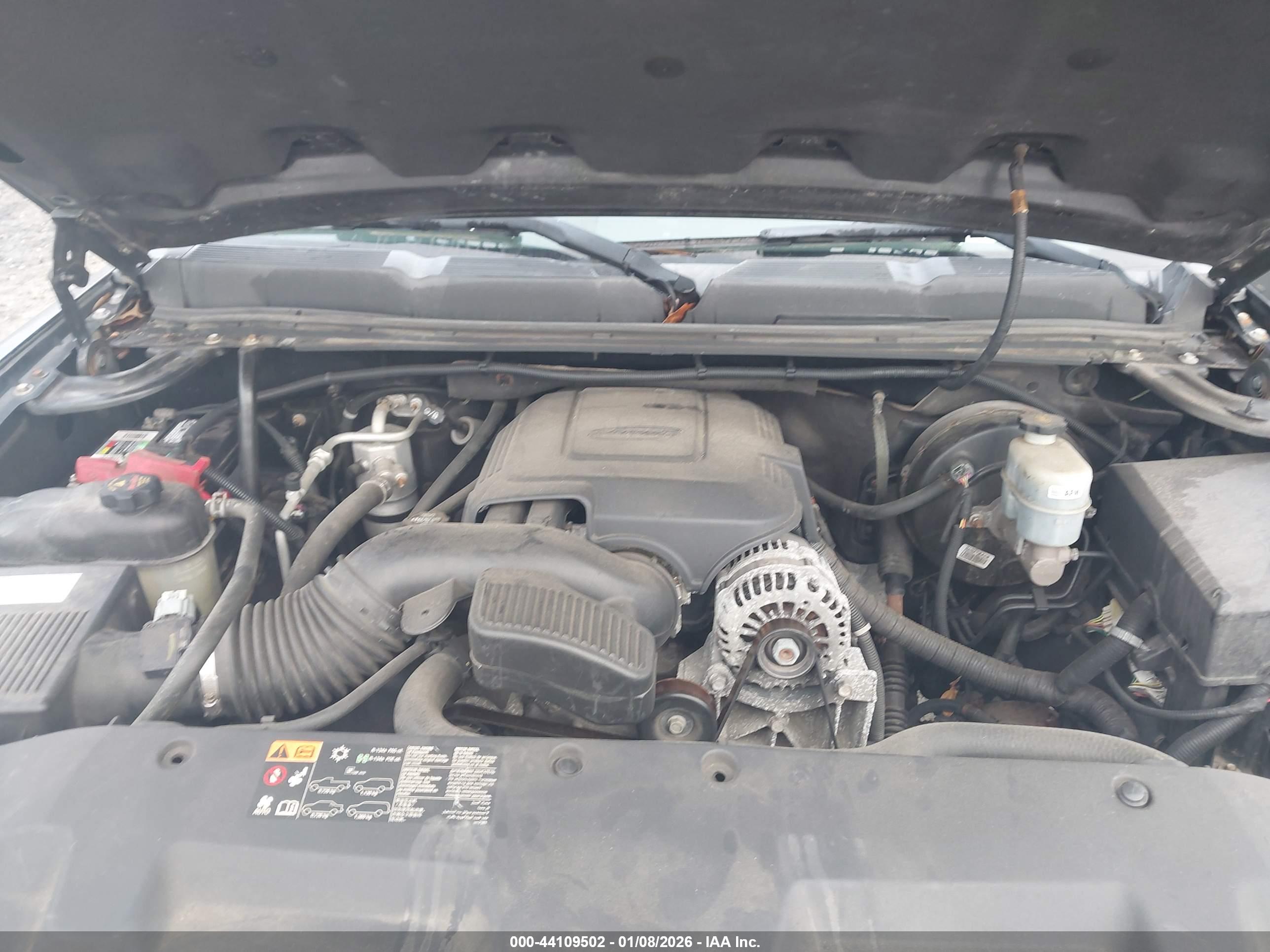 CHEVROLET SILVERADO image 10