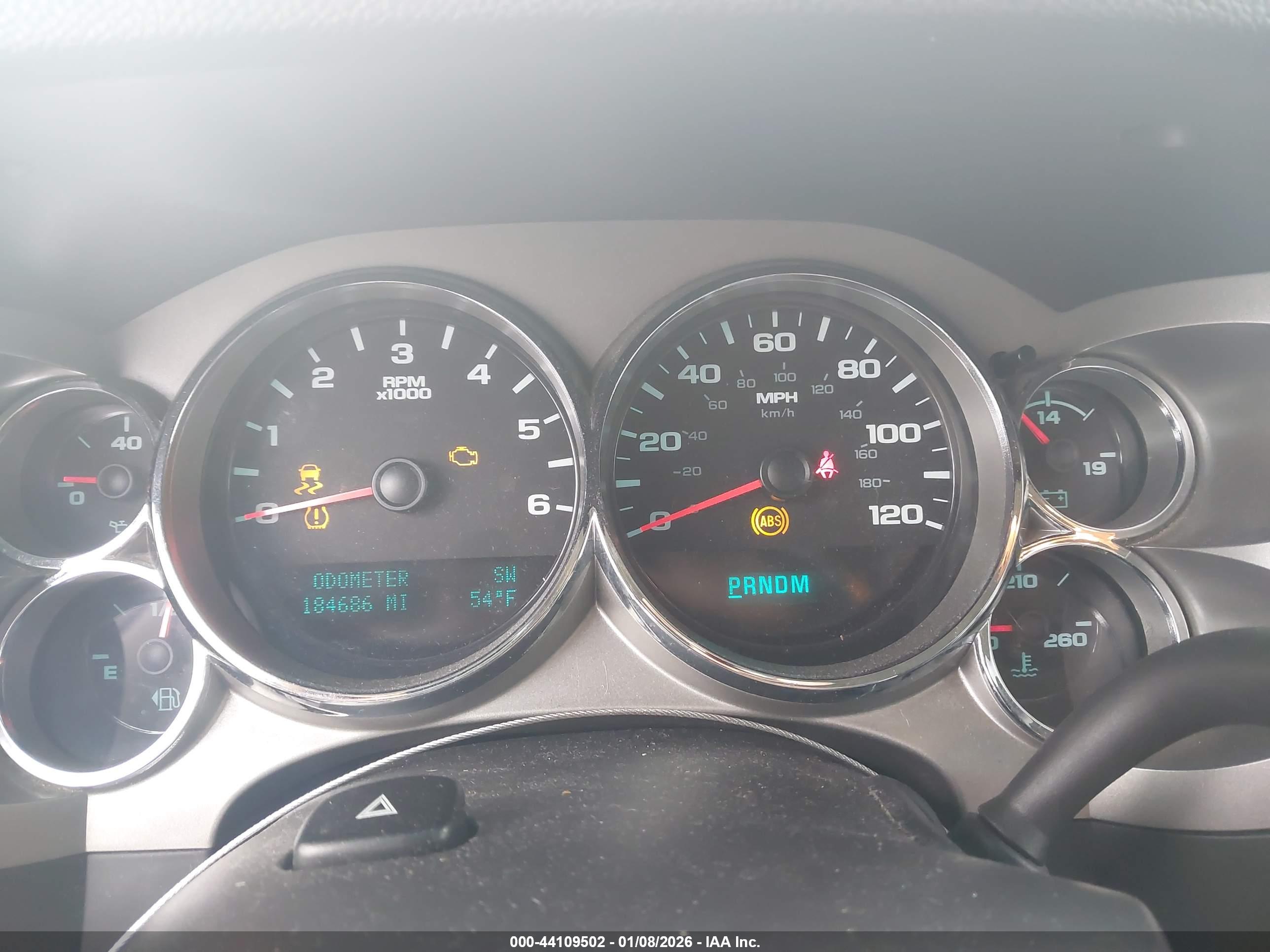 CHEVROLET SILVERADO image 7