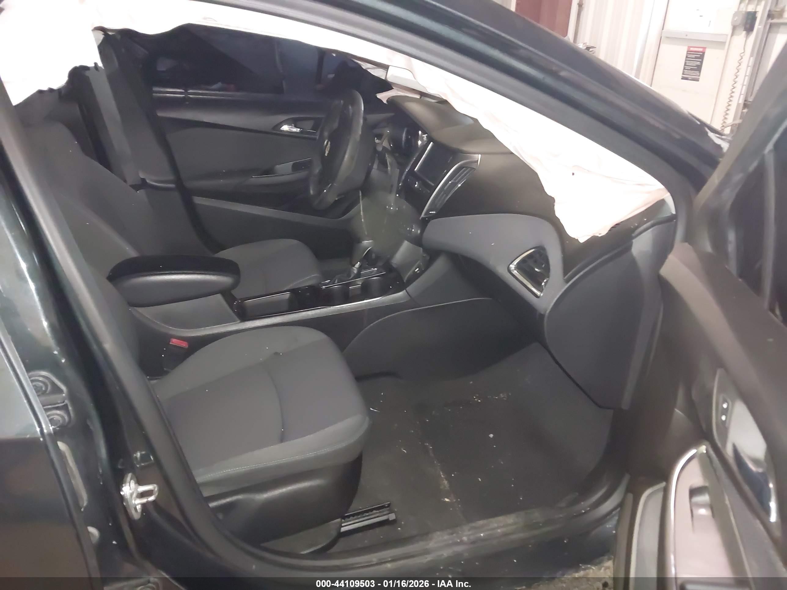 CHEVROLET CRUZE image 5