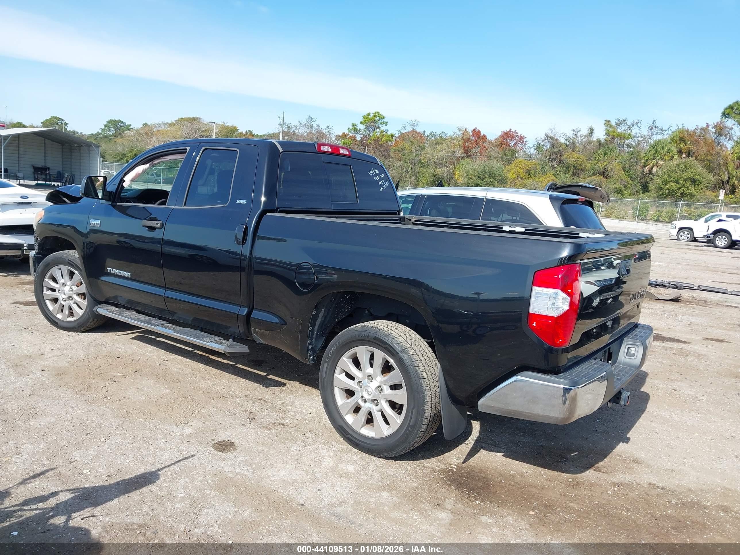 TOYOTA TUNDRA image 3