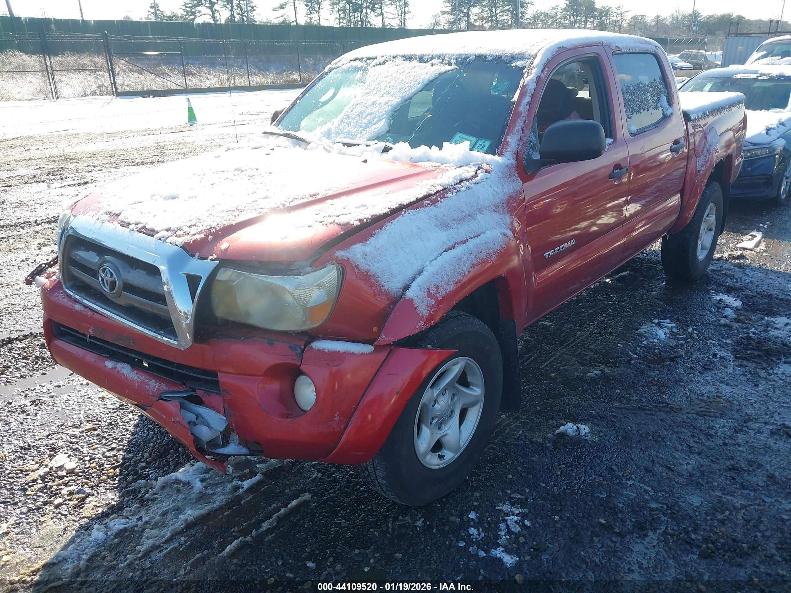 TOYOTA TACOMA image 2