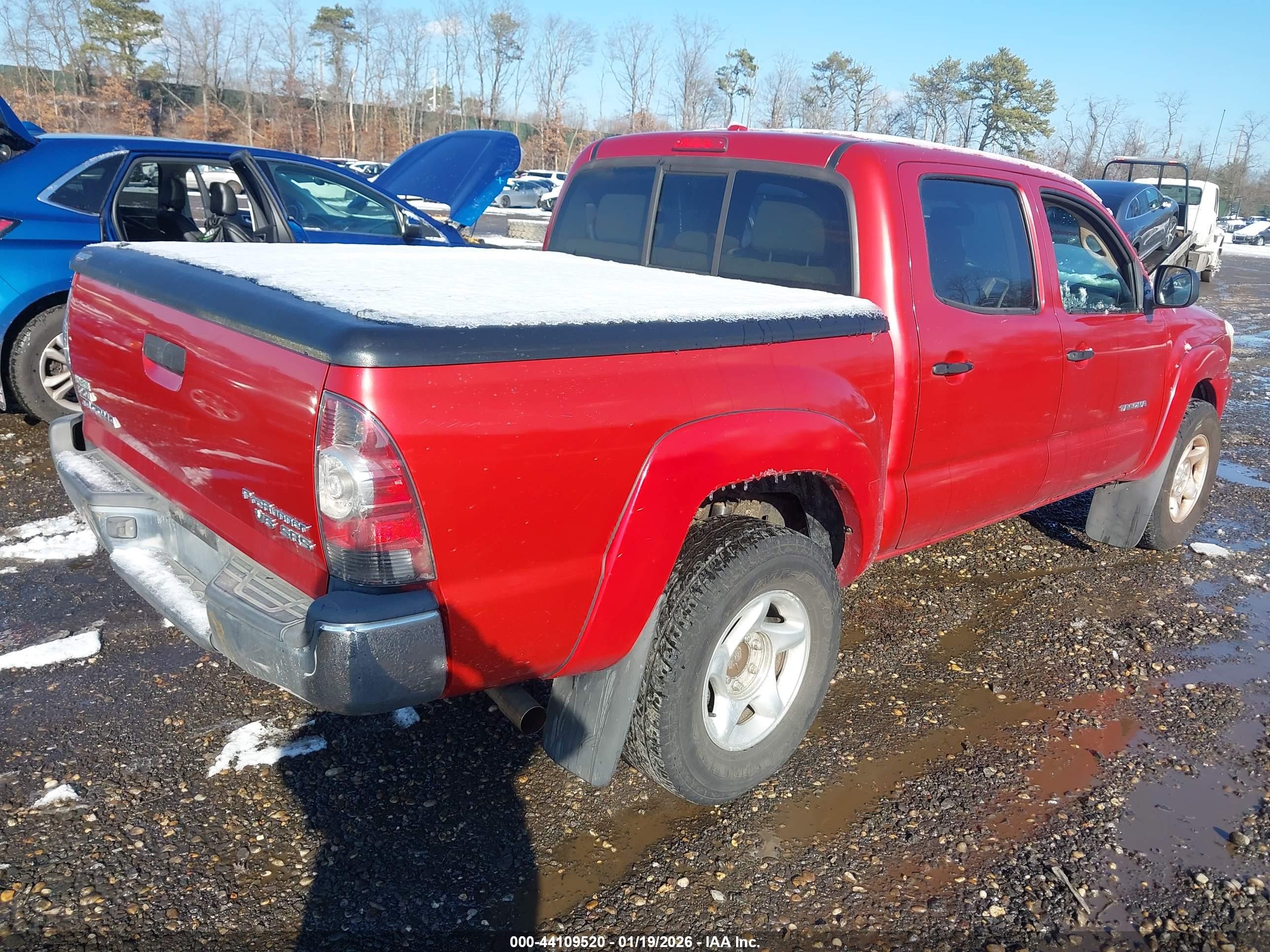 TOYOTA TACOMA image 4