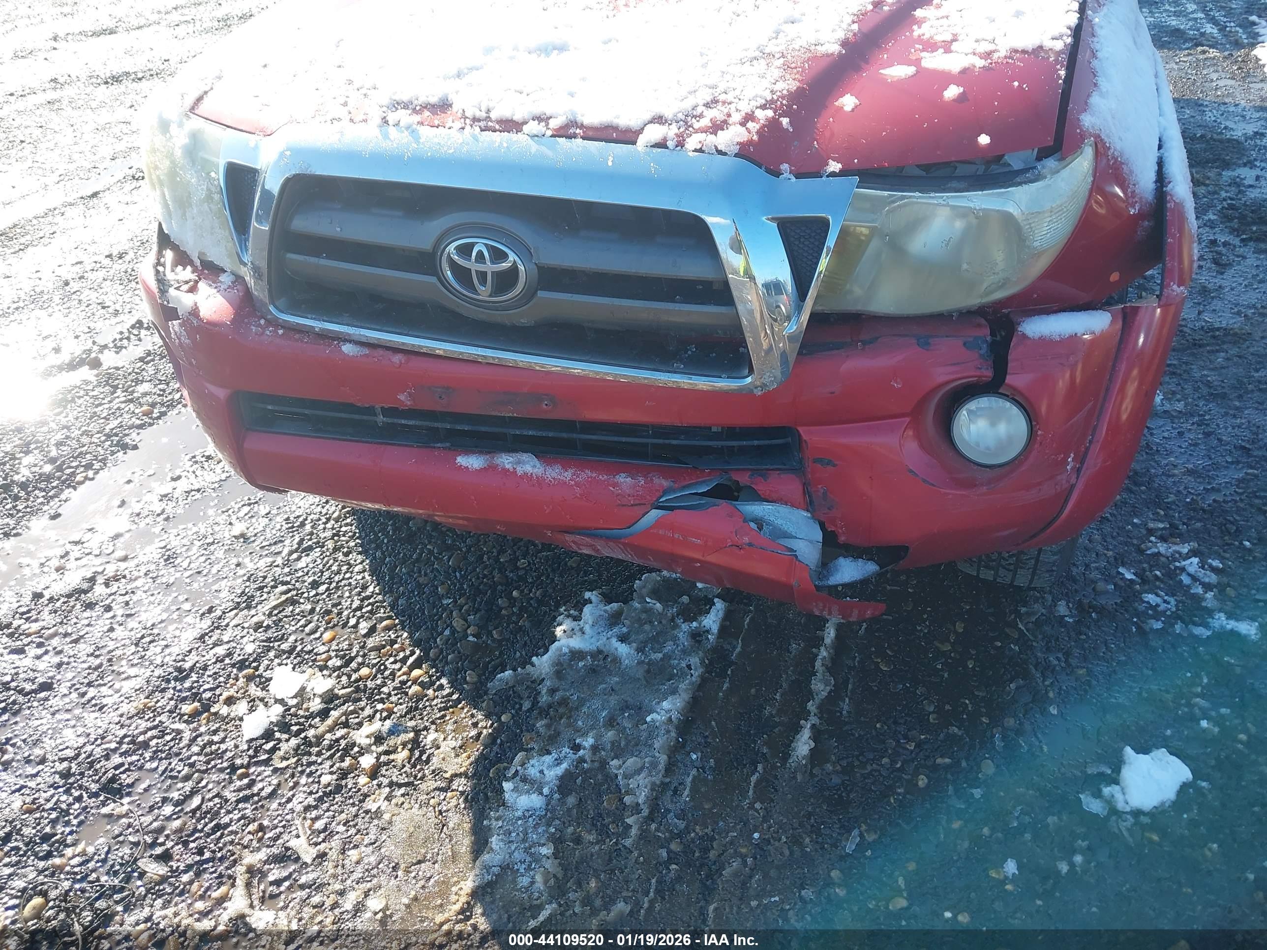 TOYOTA TACOMA image 6