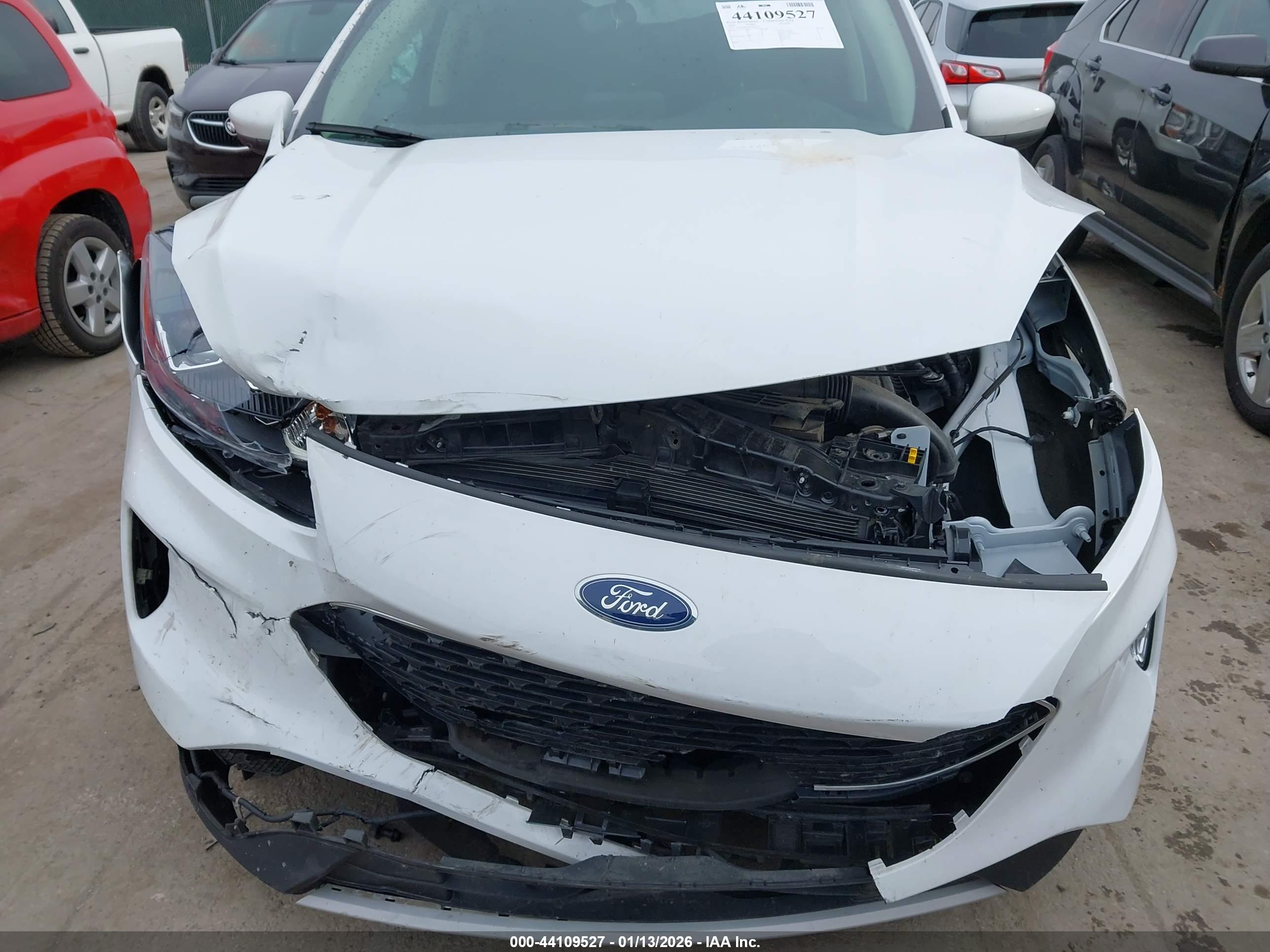 FORD ESCAPE image 6