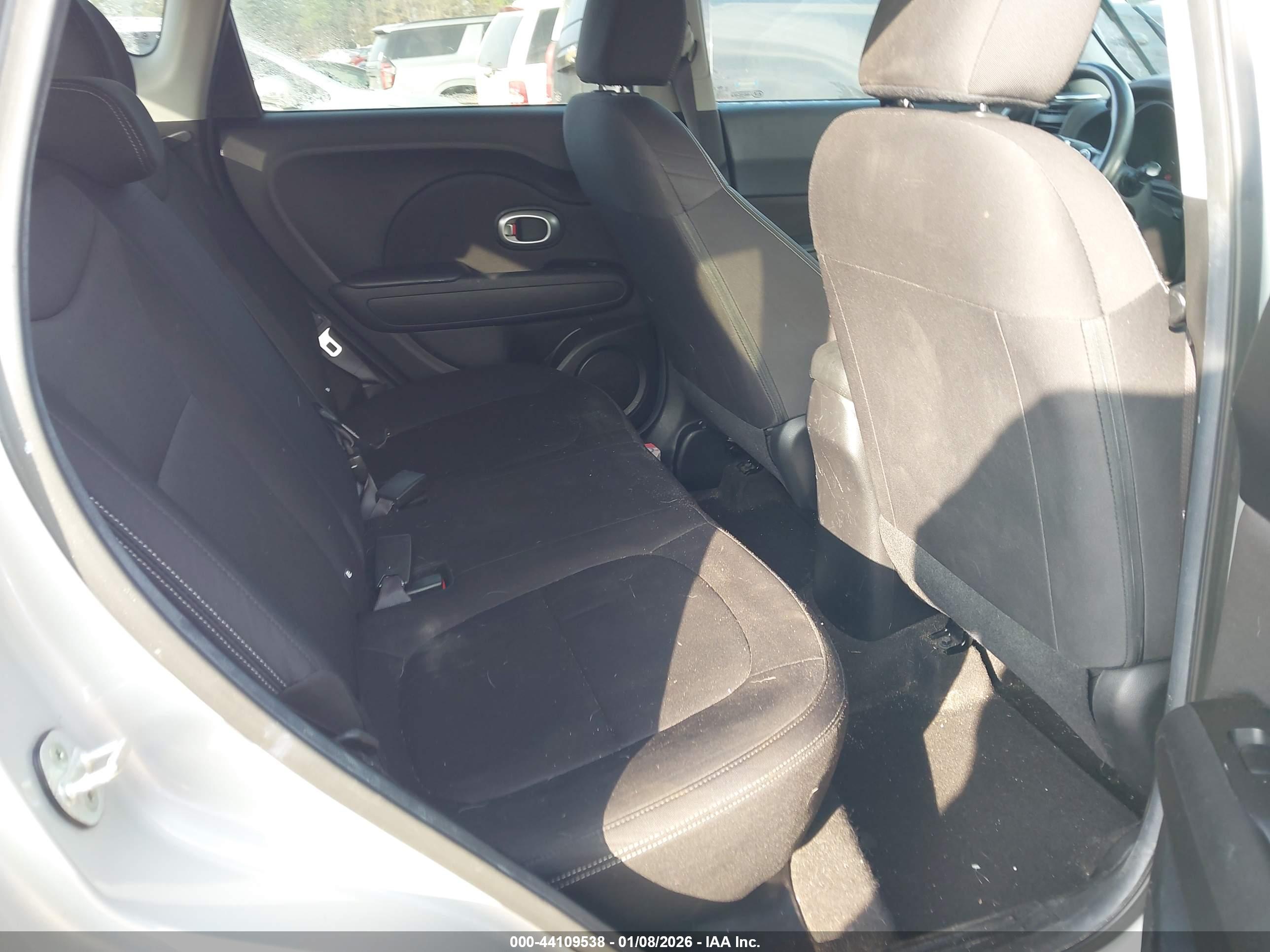 KIA SOUL image 8