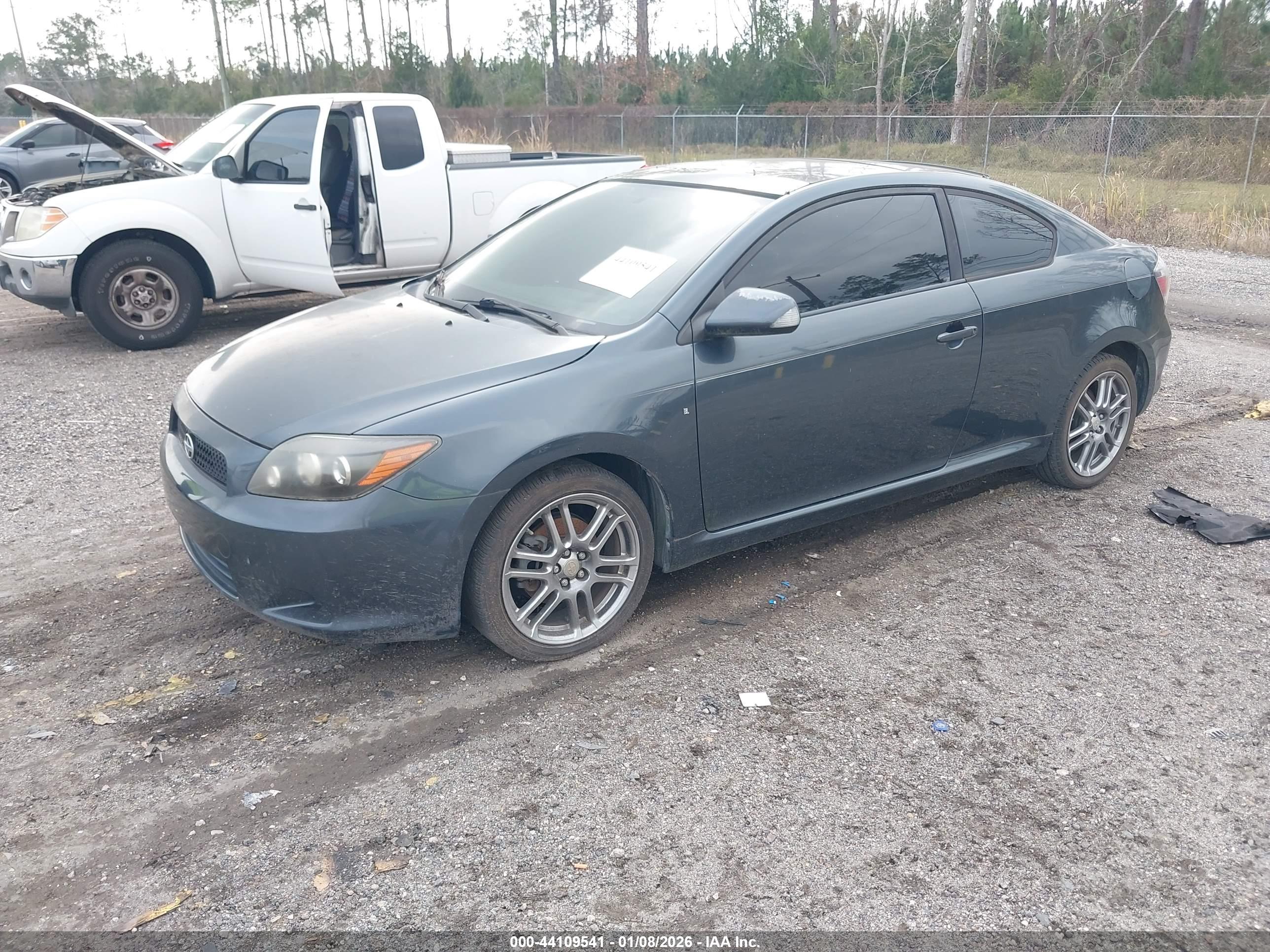 TOYOTA SCION image 2