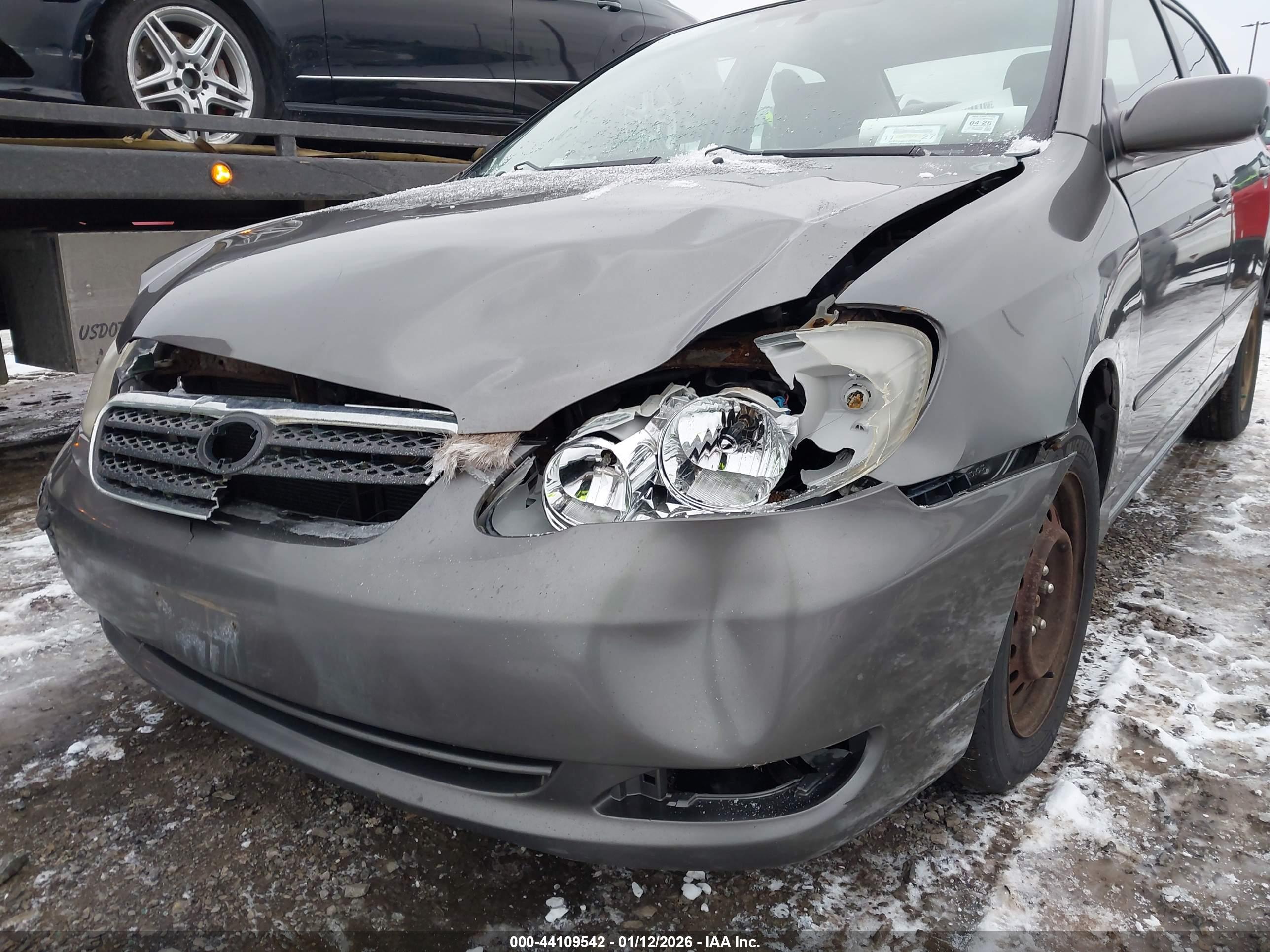 TOYOTA COROLLA image 6
