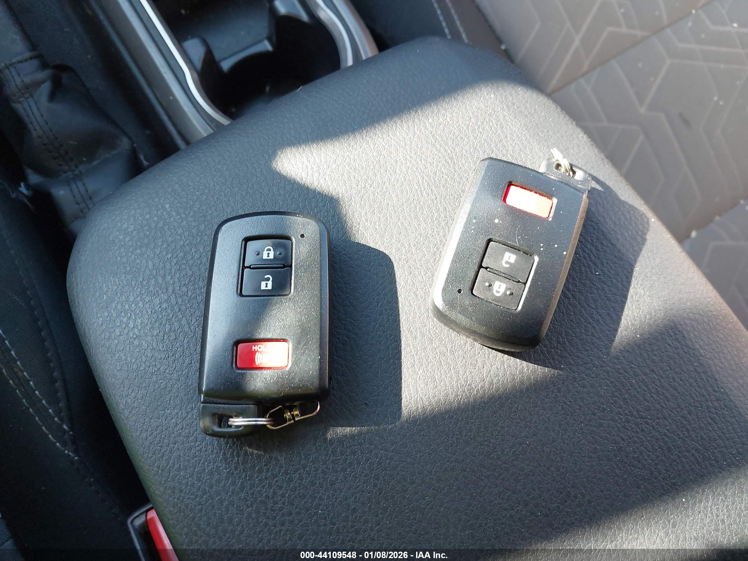 TOYOTA TACOMA image 11