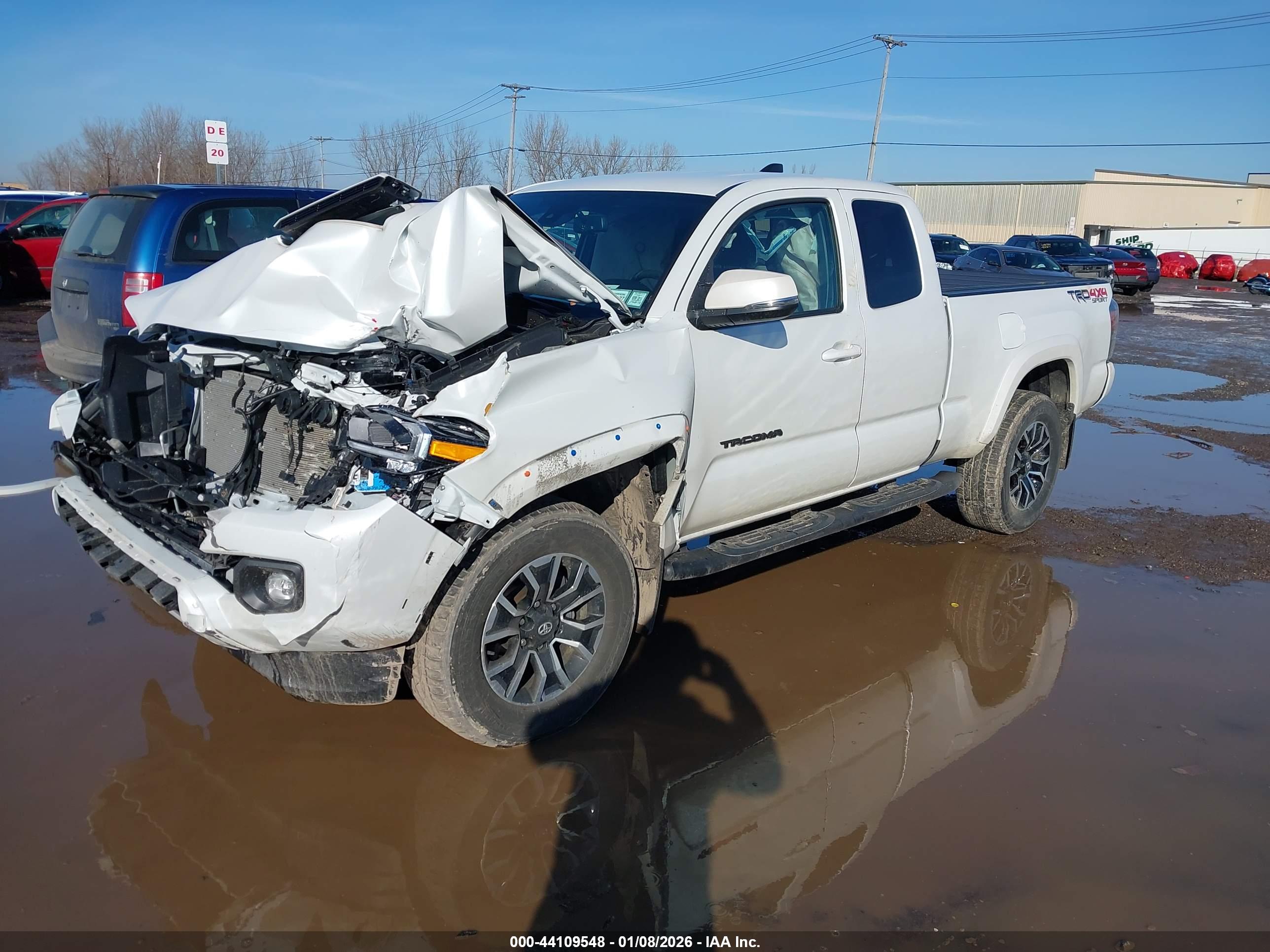 TOYOTA TACOMA image 2
