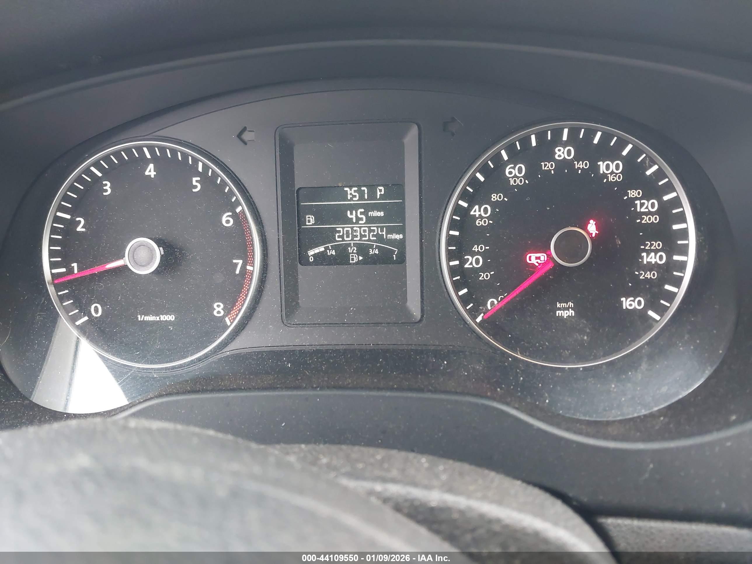 VOLKSWAGEN JETTA image 7
