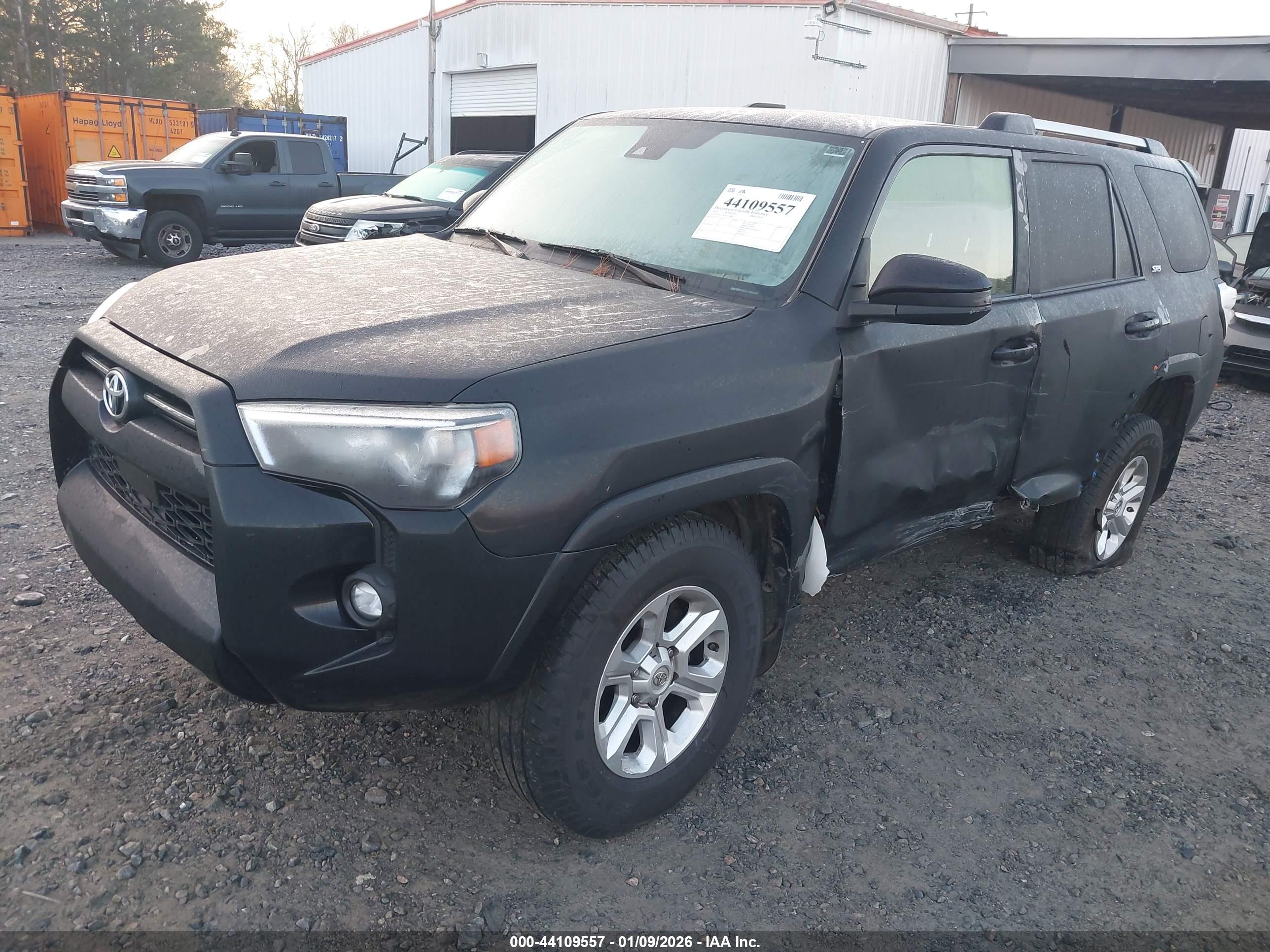 TOYOTA 4RUNNER image 2