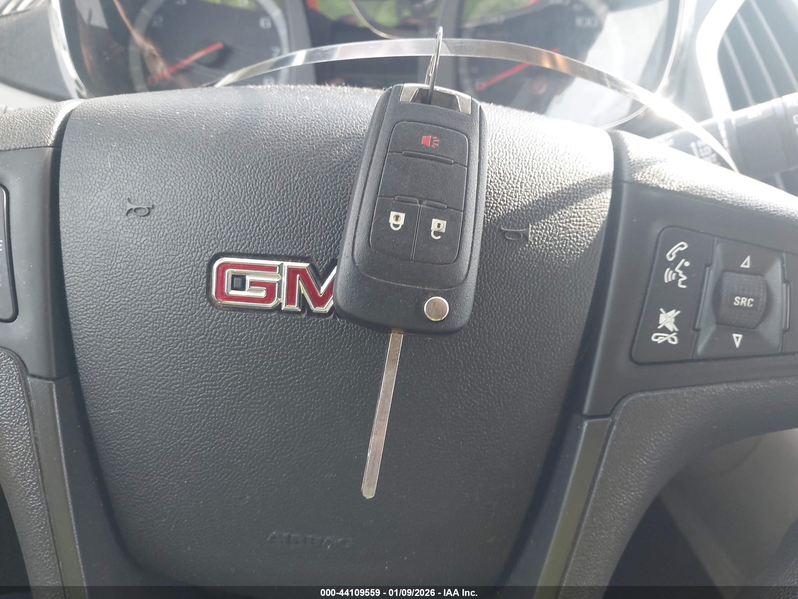 GMC TERRAIN image 11