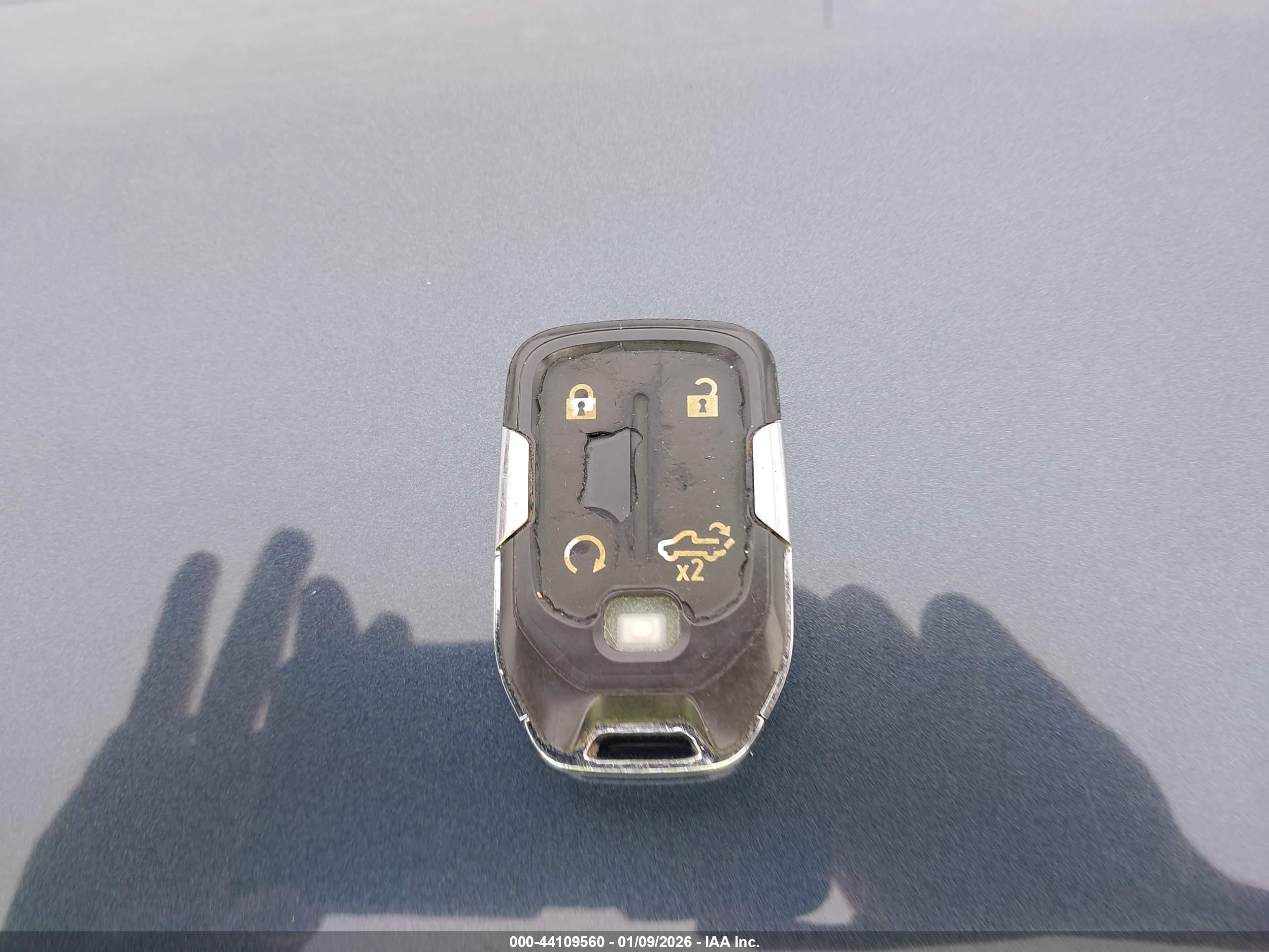GMC SIERRA image 11