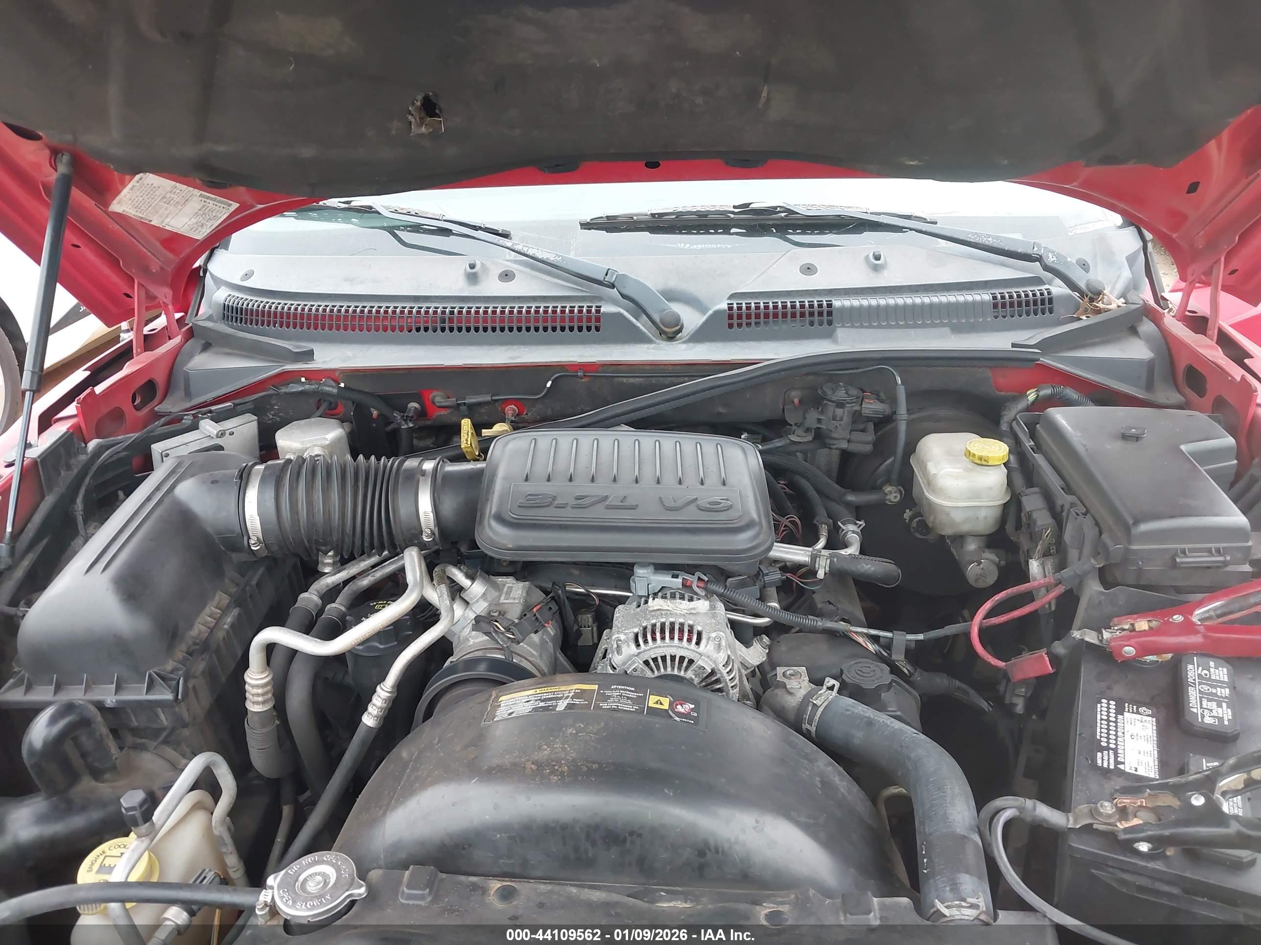 DODGE DAKOTA image 10