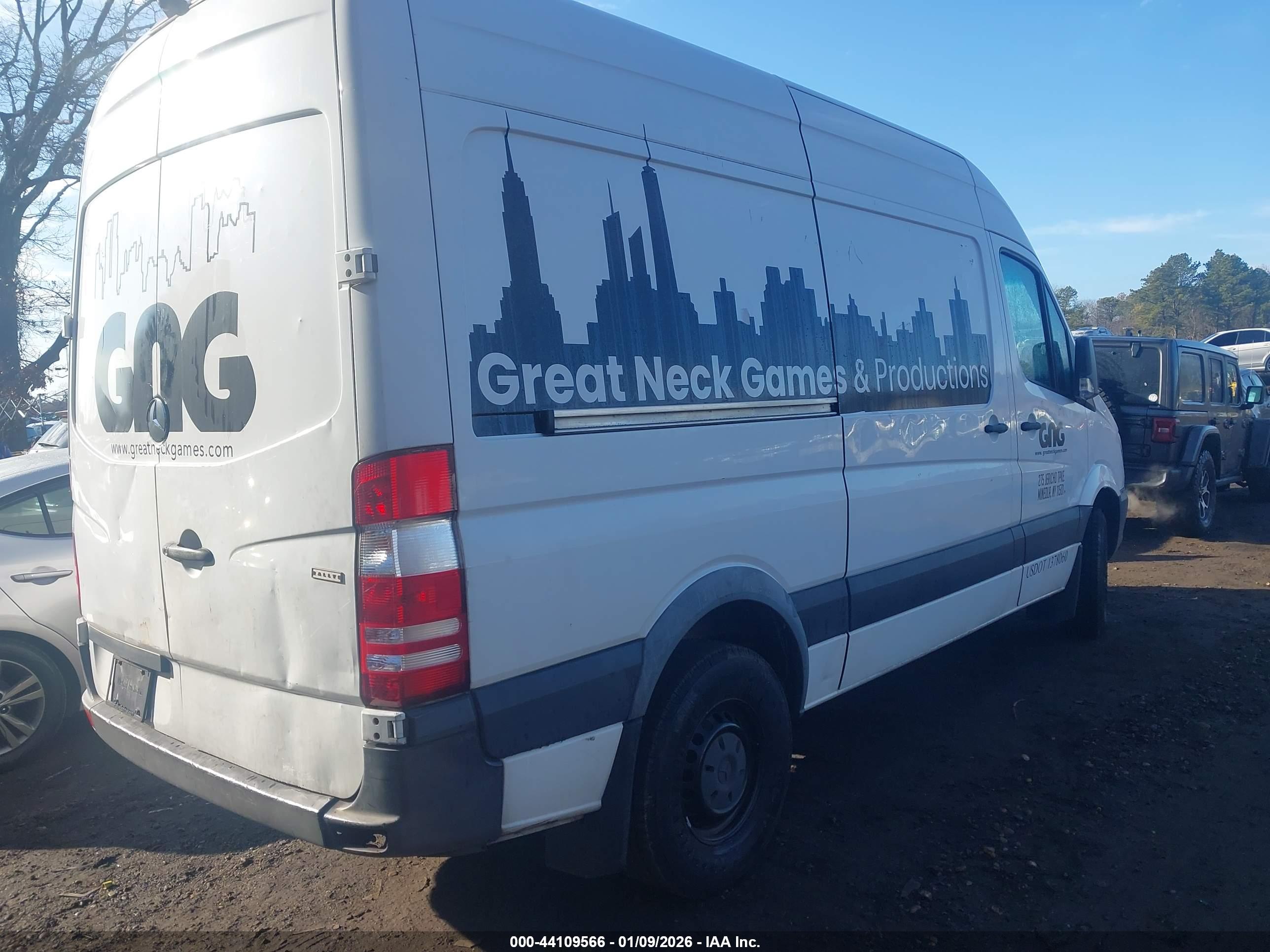 MERCEDES-BENZ SPRINTER image 4