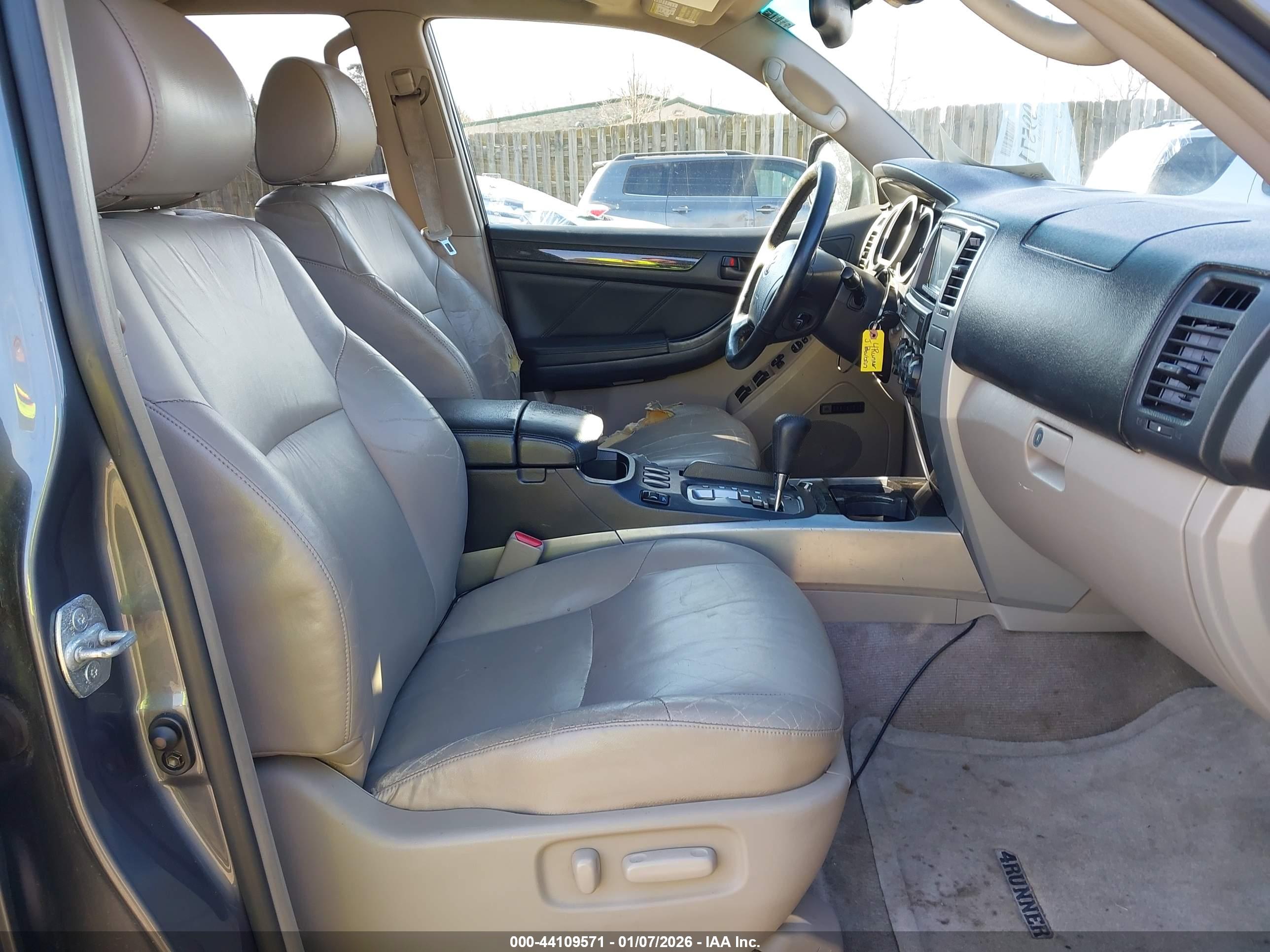TOYOTA 4RUNNER image 5
