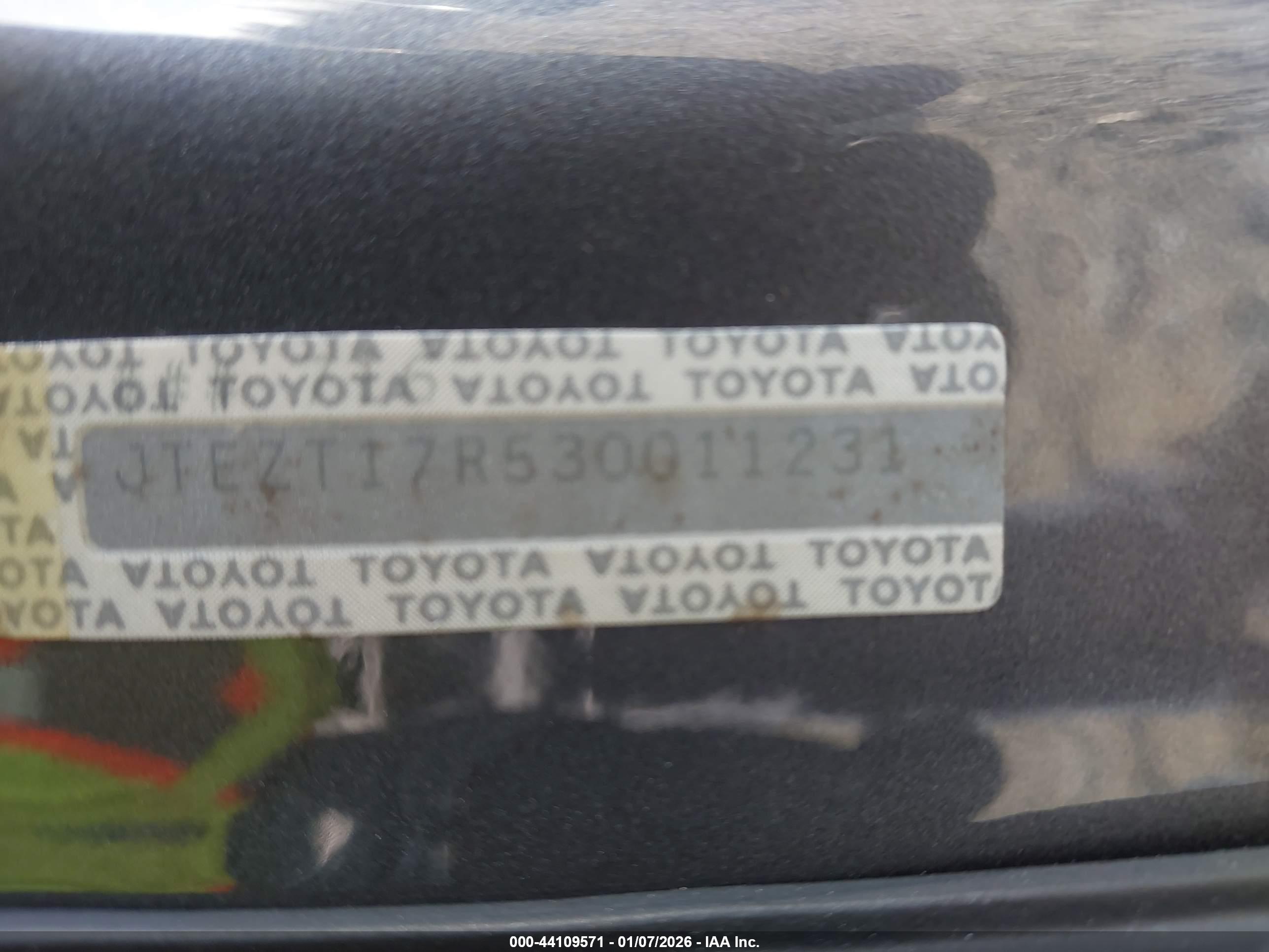 TOYOTA 4RUNNER image 9