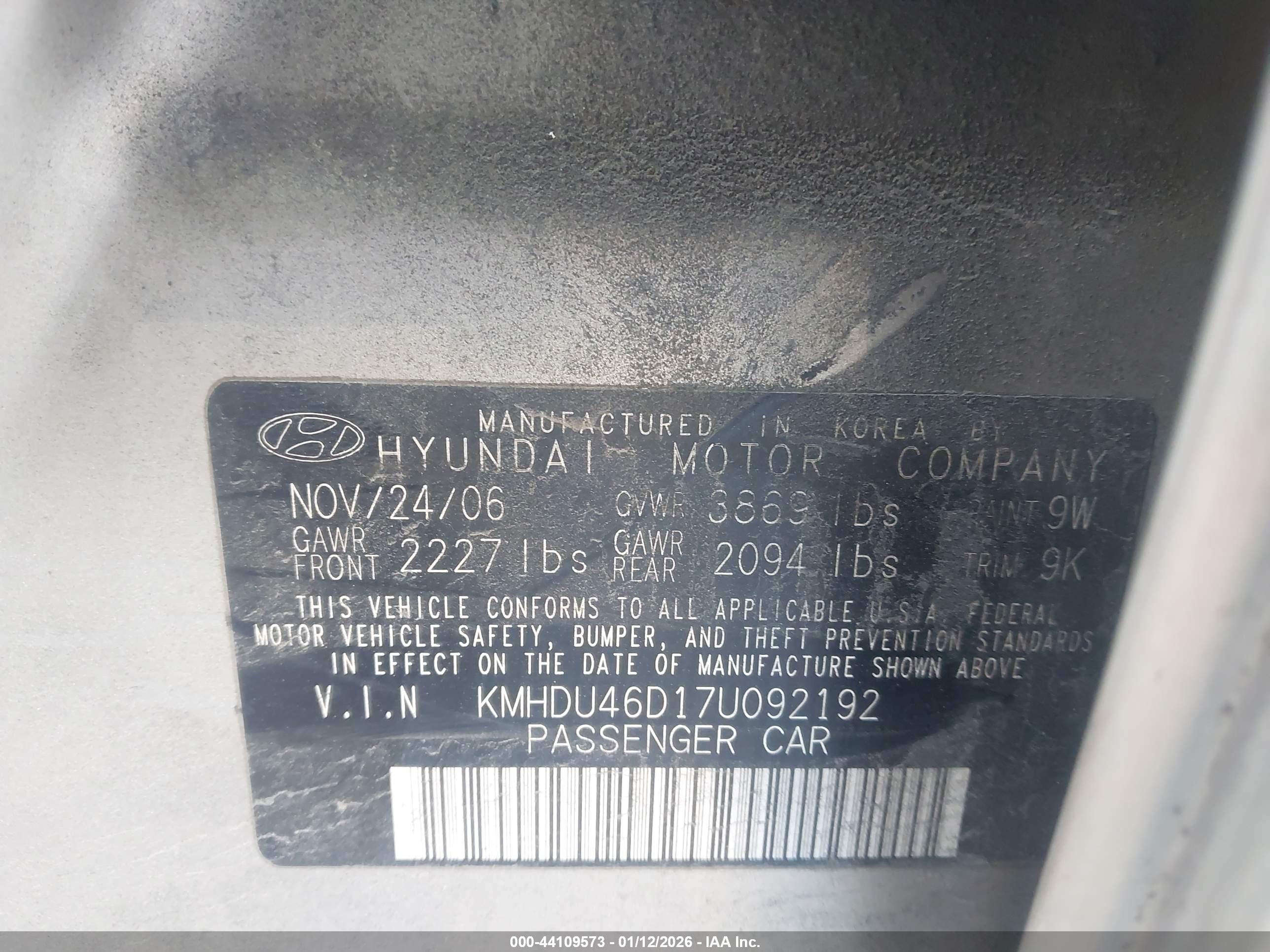 HYUNDAI ELANTRA image 9