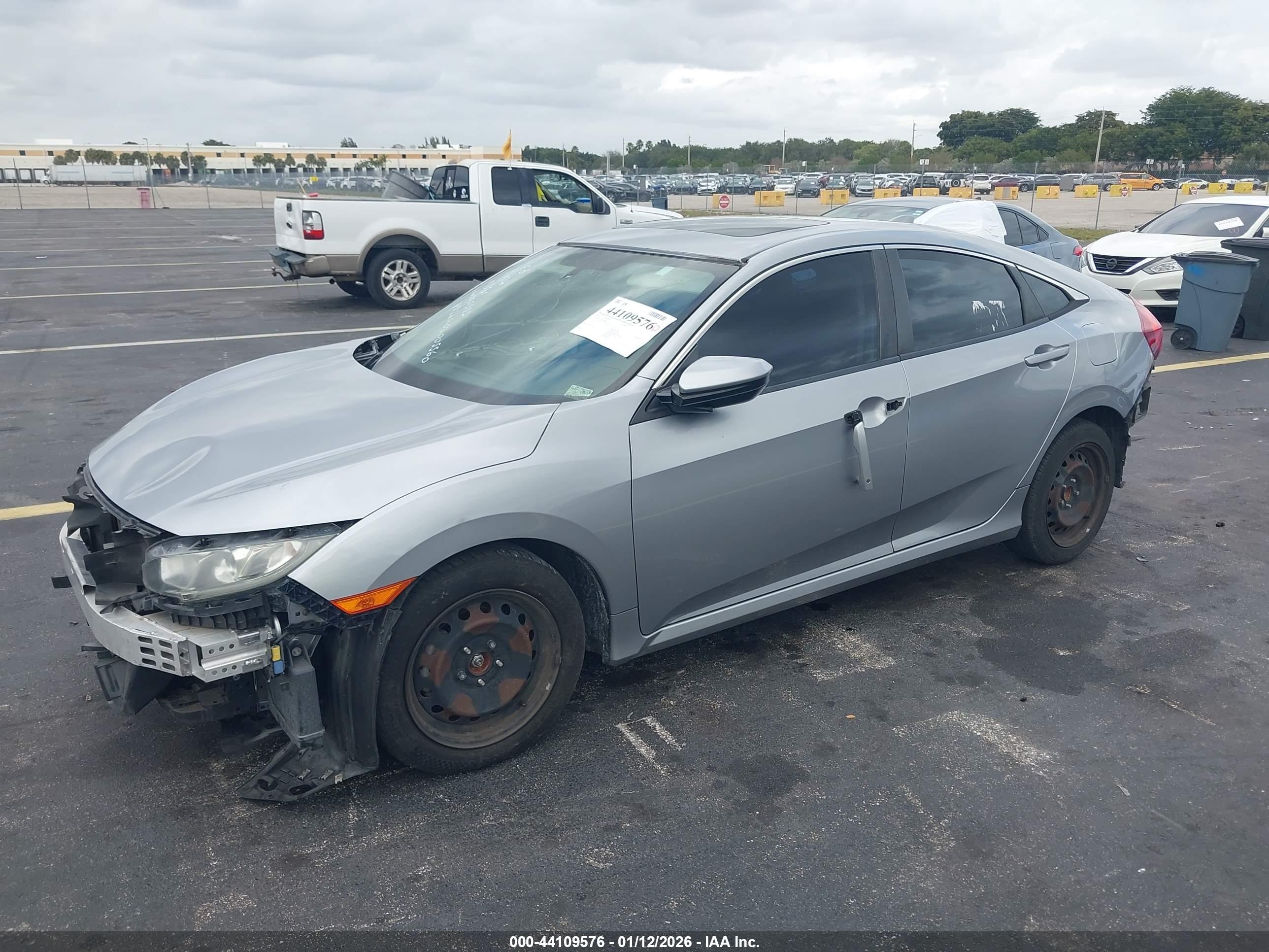 HONDA CIVIC image 2