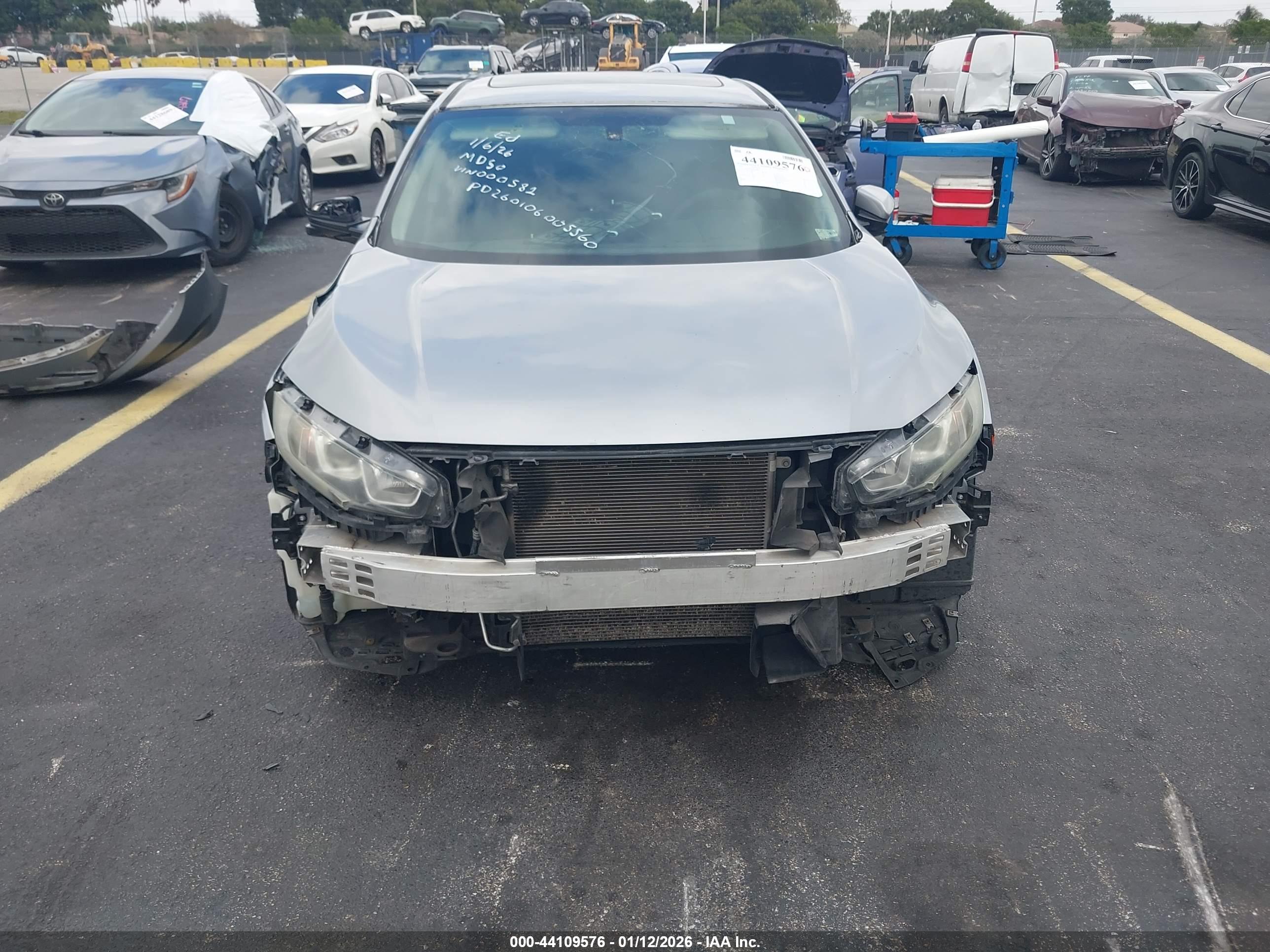 HONDA CIVIC image 6