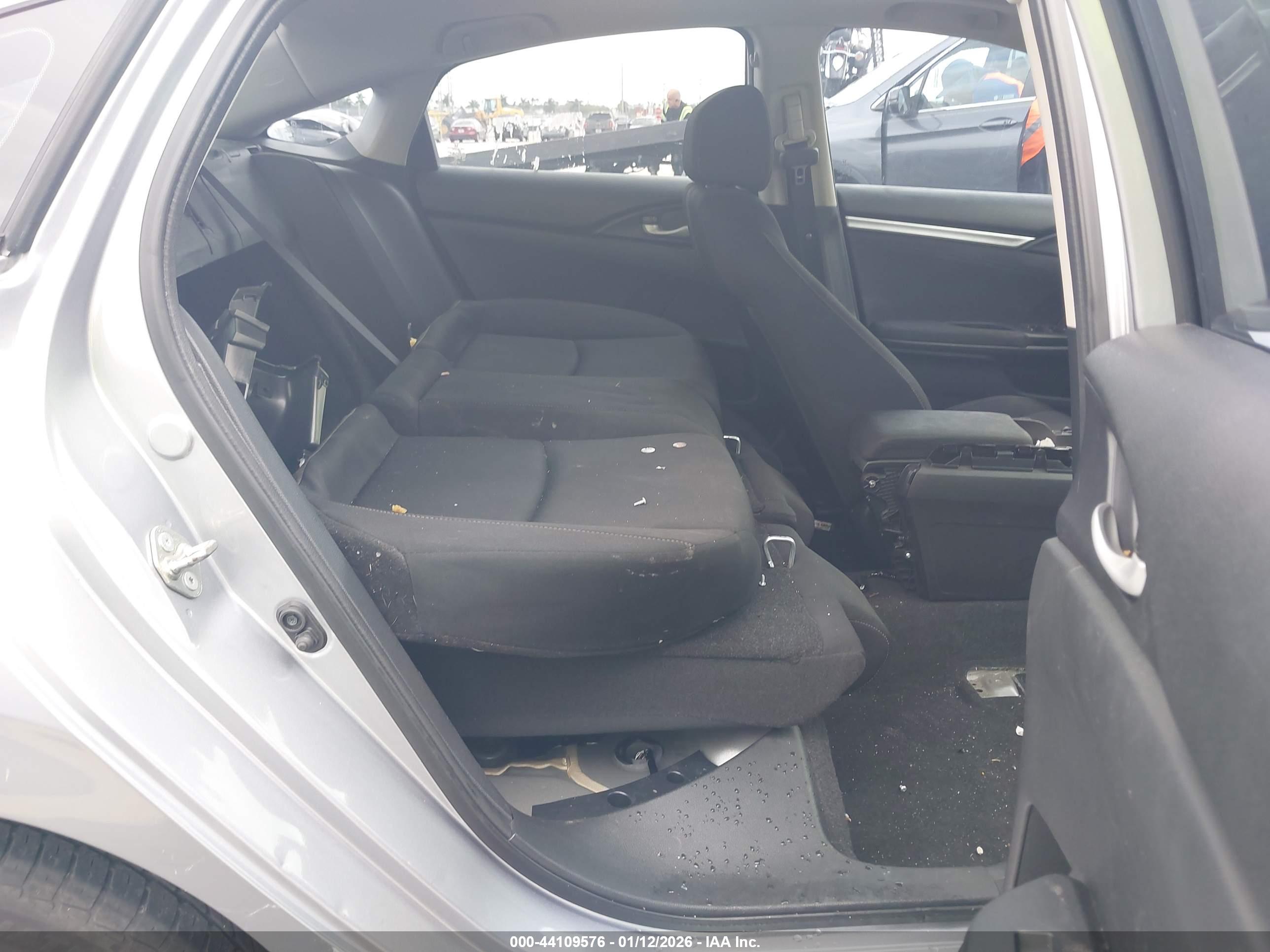 HONDA CIVIC image 8