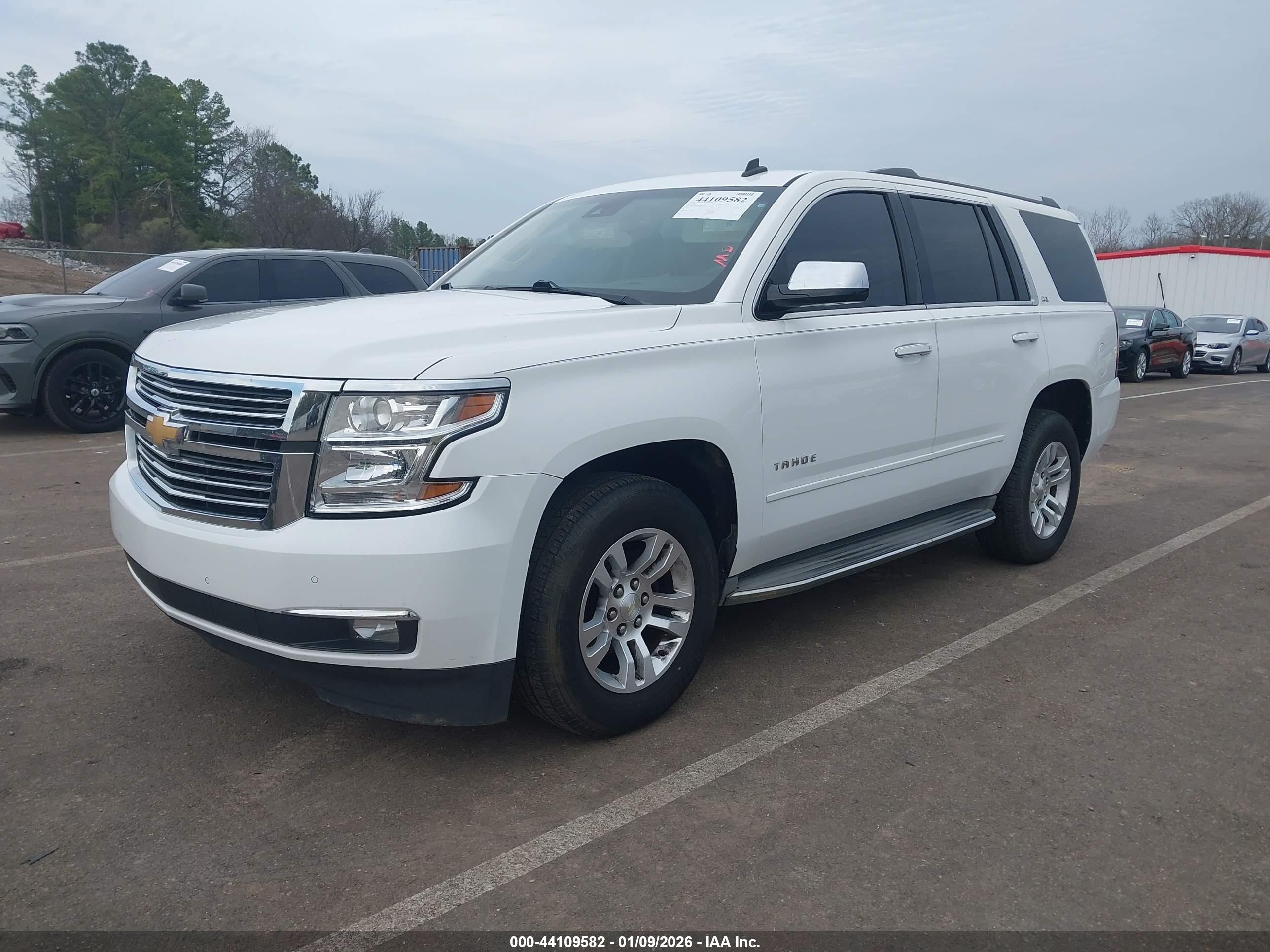 CHEVROLET TAHOE image 2