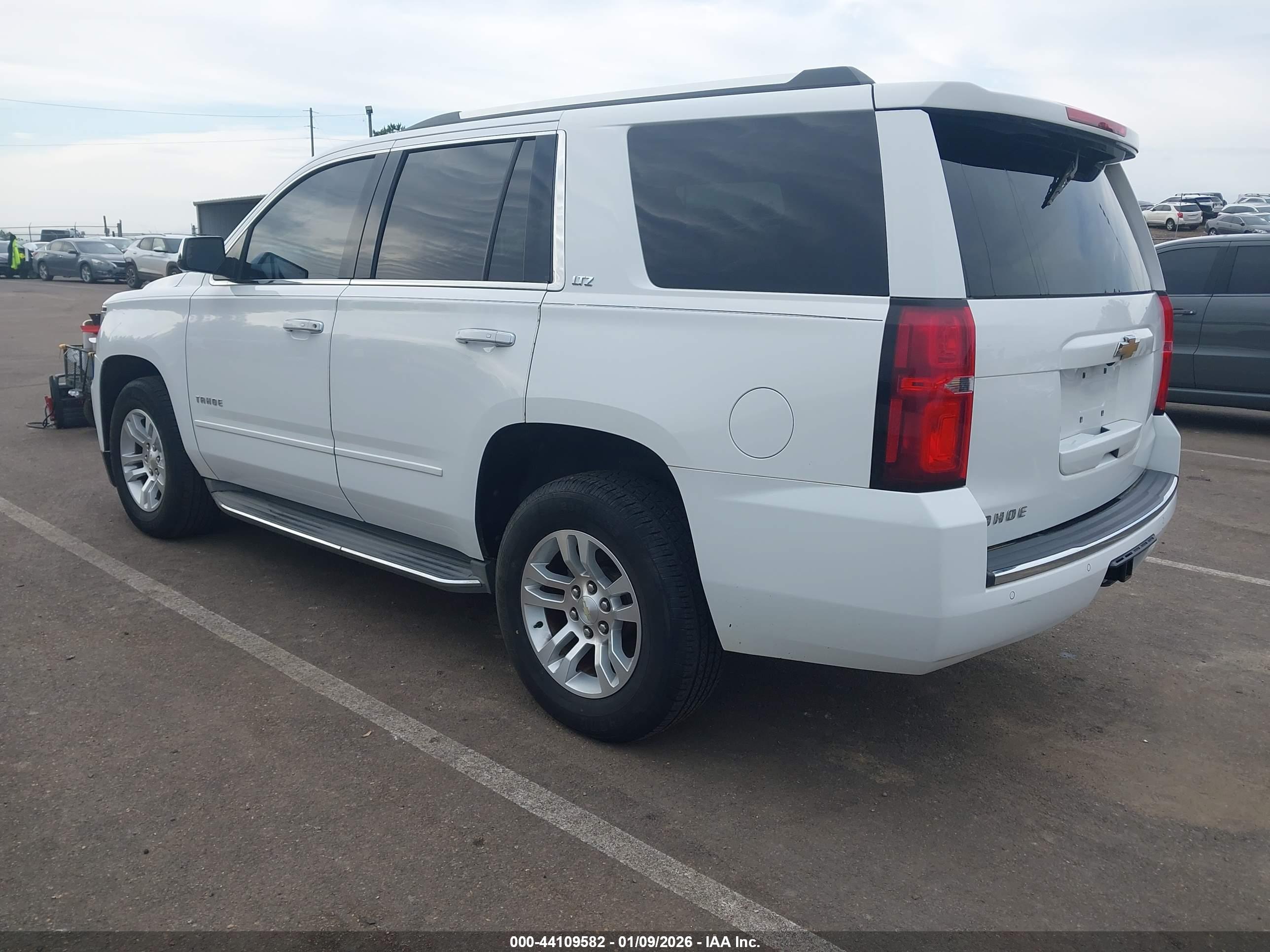 CHEVROLET TAHOE image 3