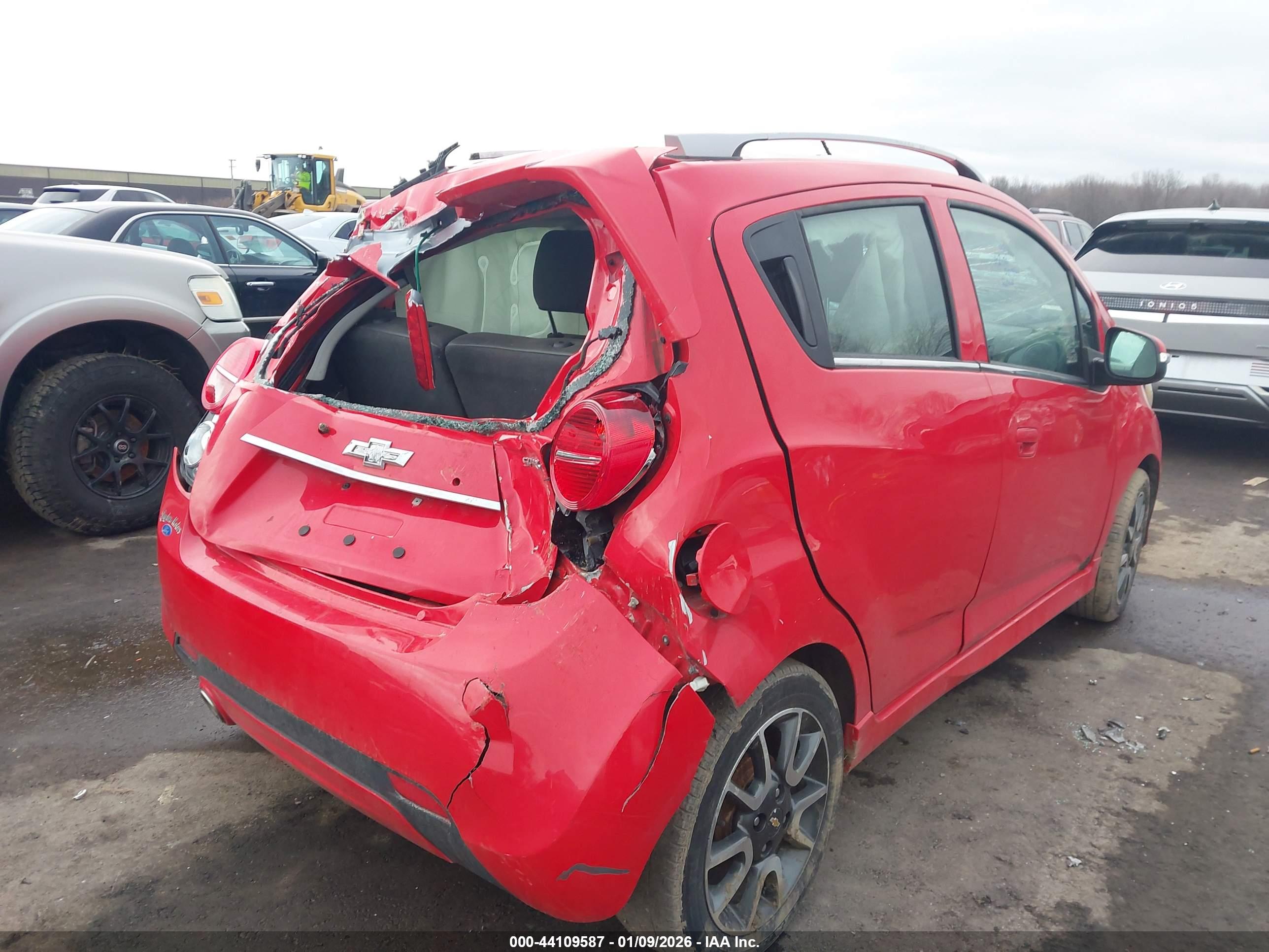 CHEVROLET SPARK image 4