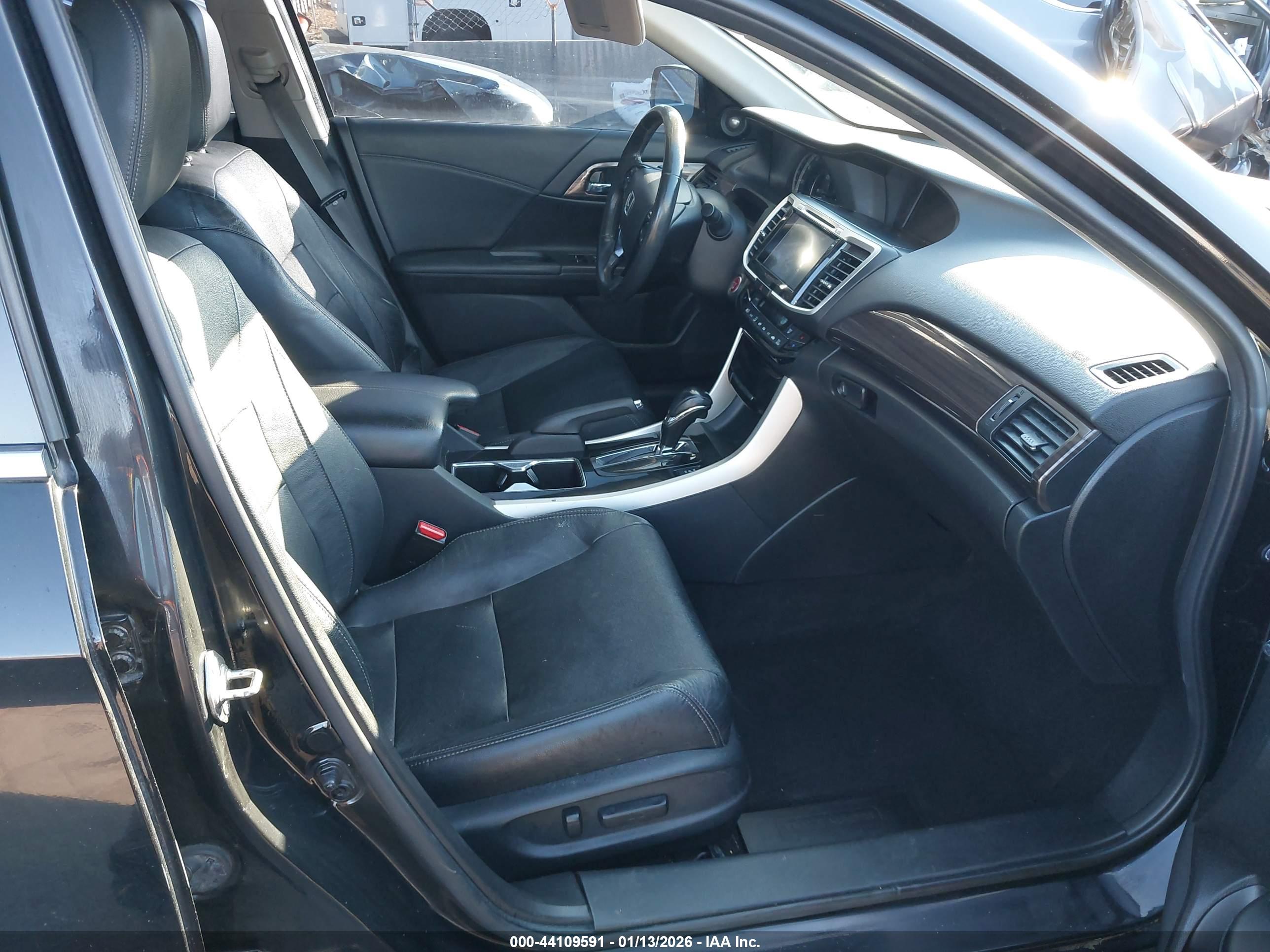 HONDA ACCORD image 5