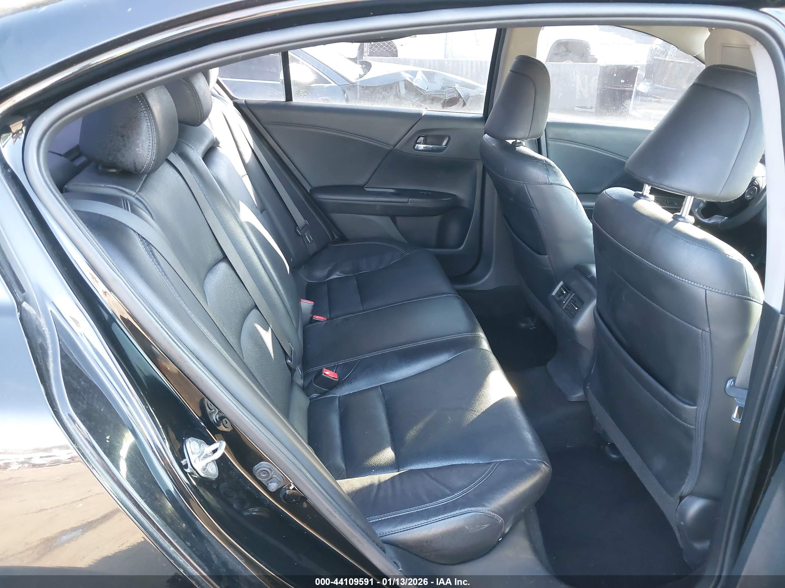 HONDA ACCORD image 8