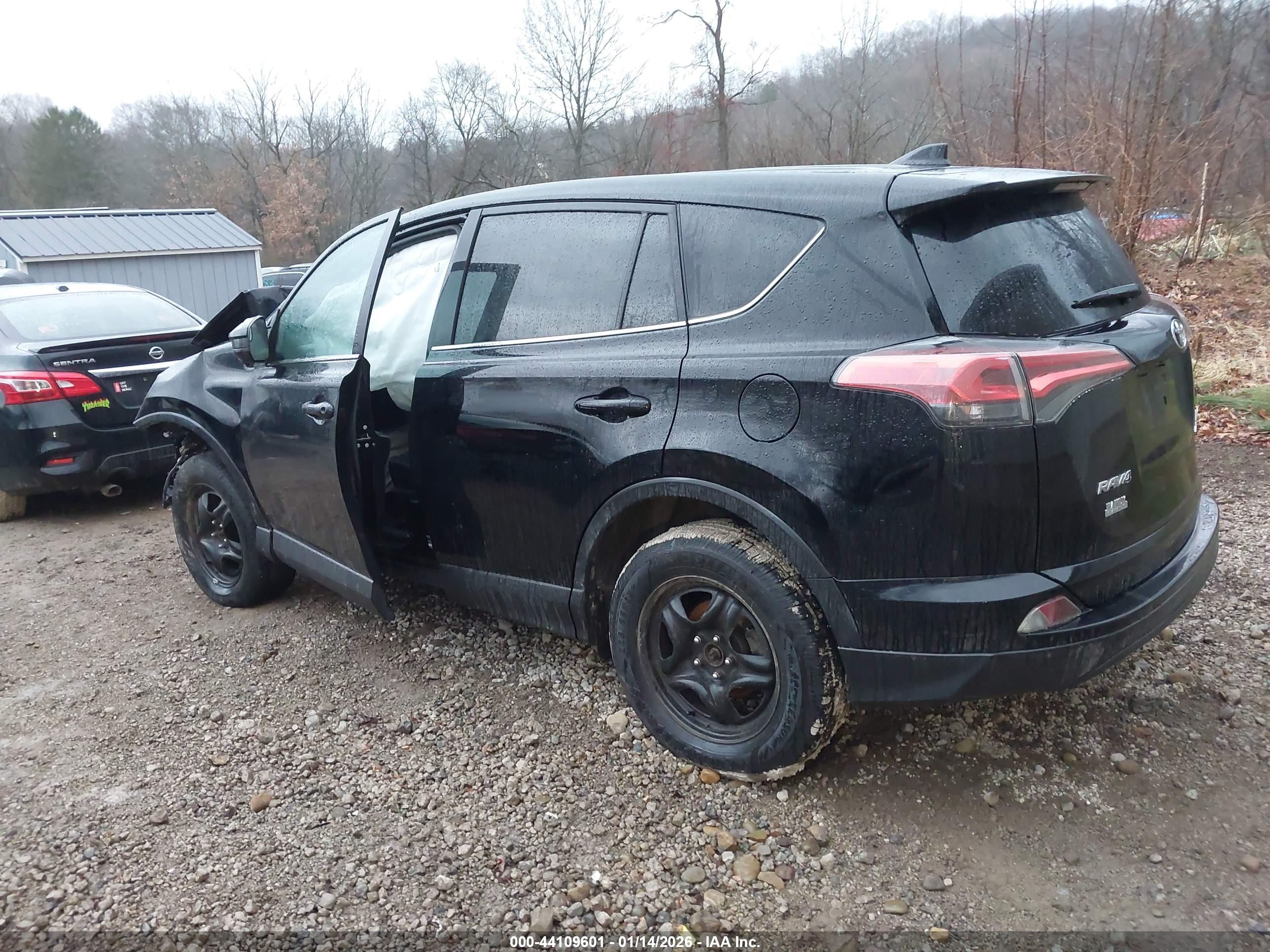 TOYOTA RAV4 image 3