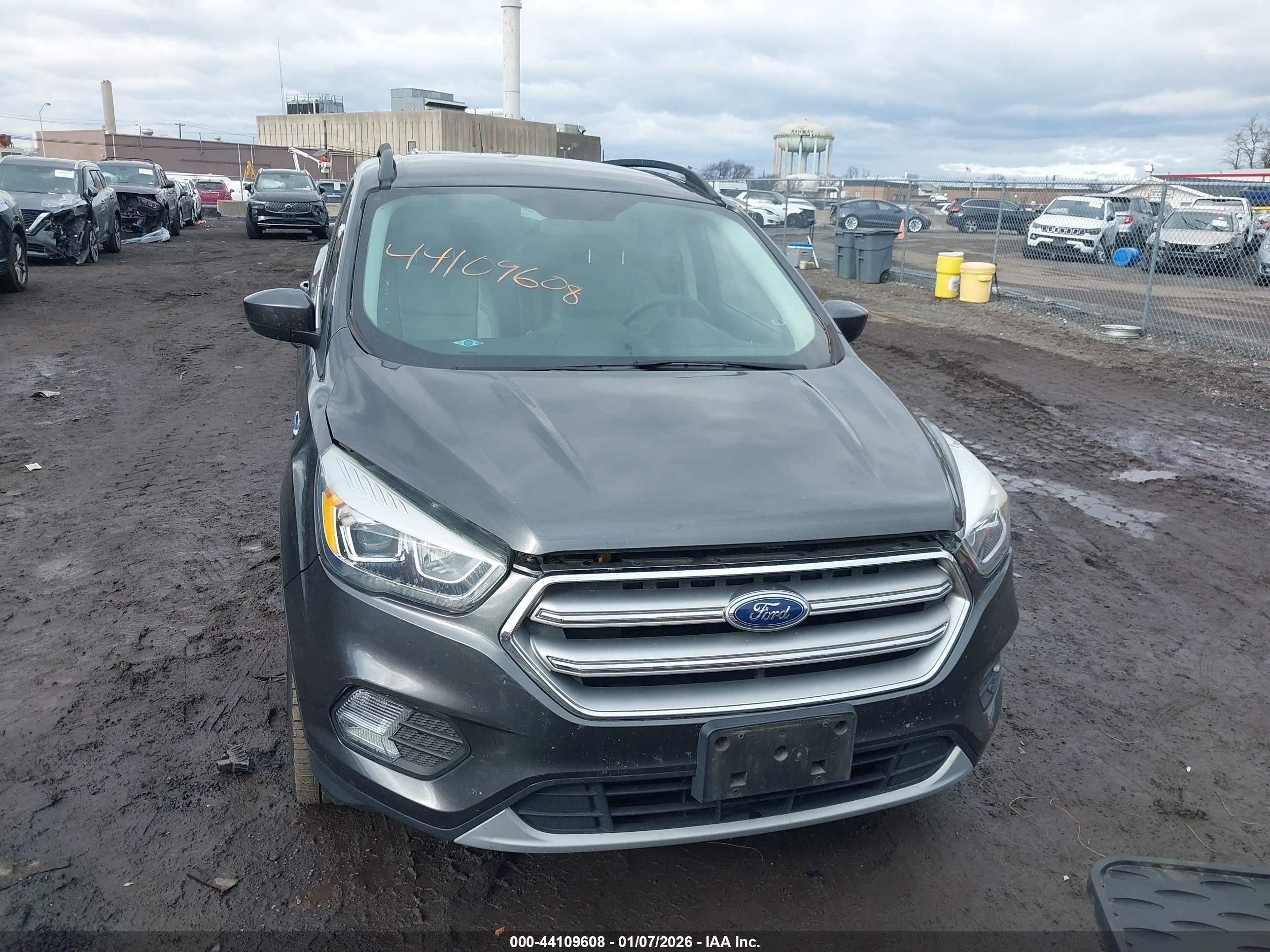 FORD ESCAPE image 6