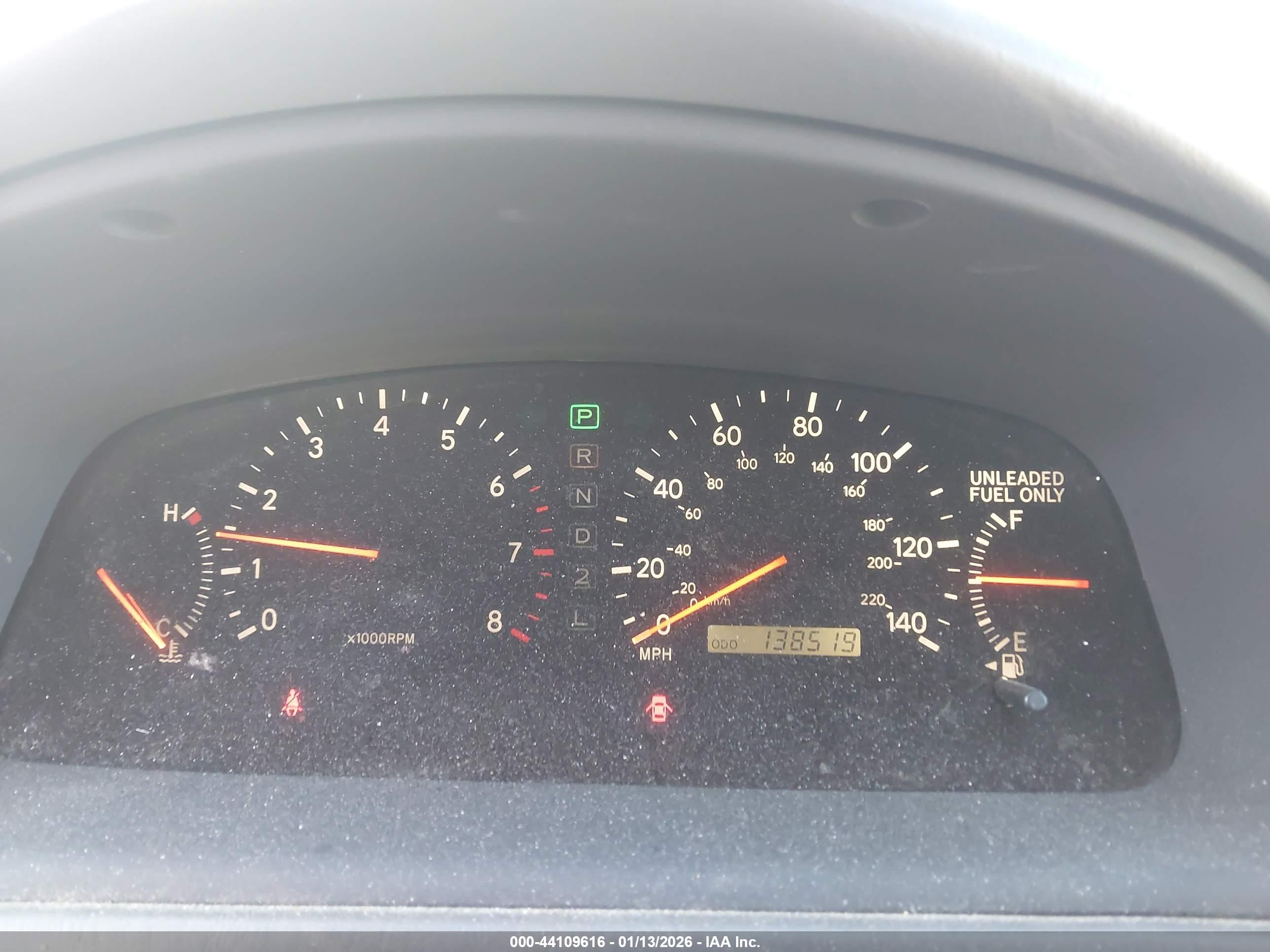 LEXUS ES image 7